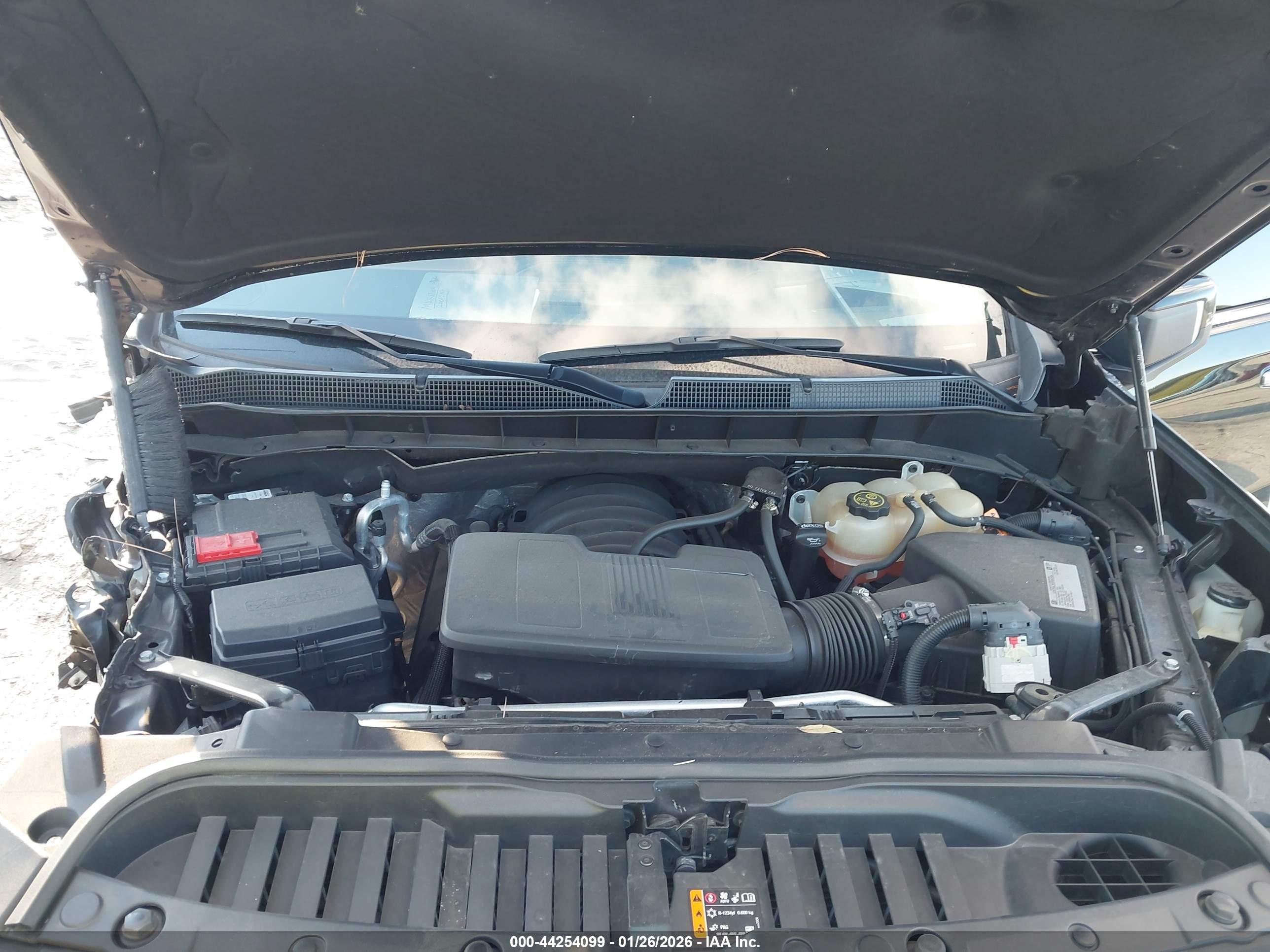 CHEVROLET SILVERADO image 10
