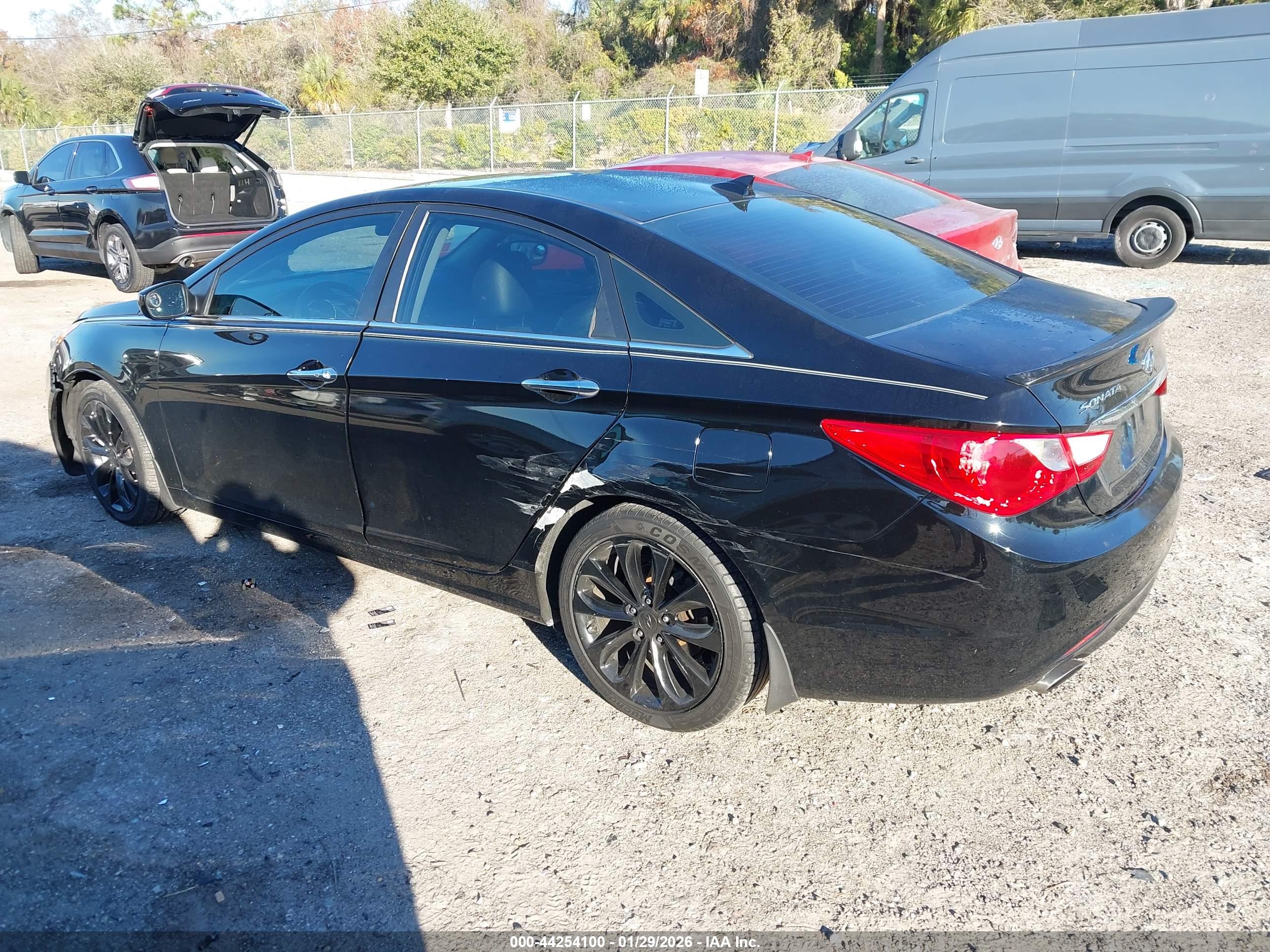 HYUNDAI SONATA image 3