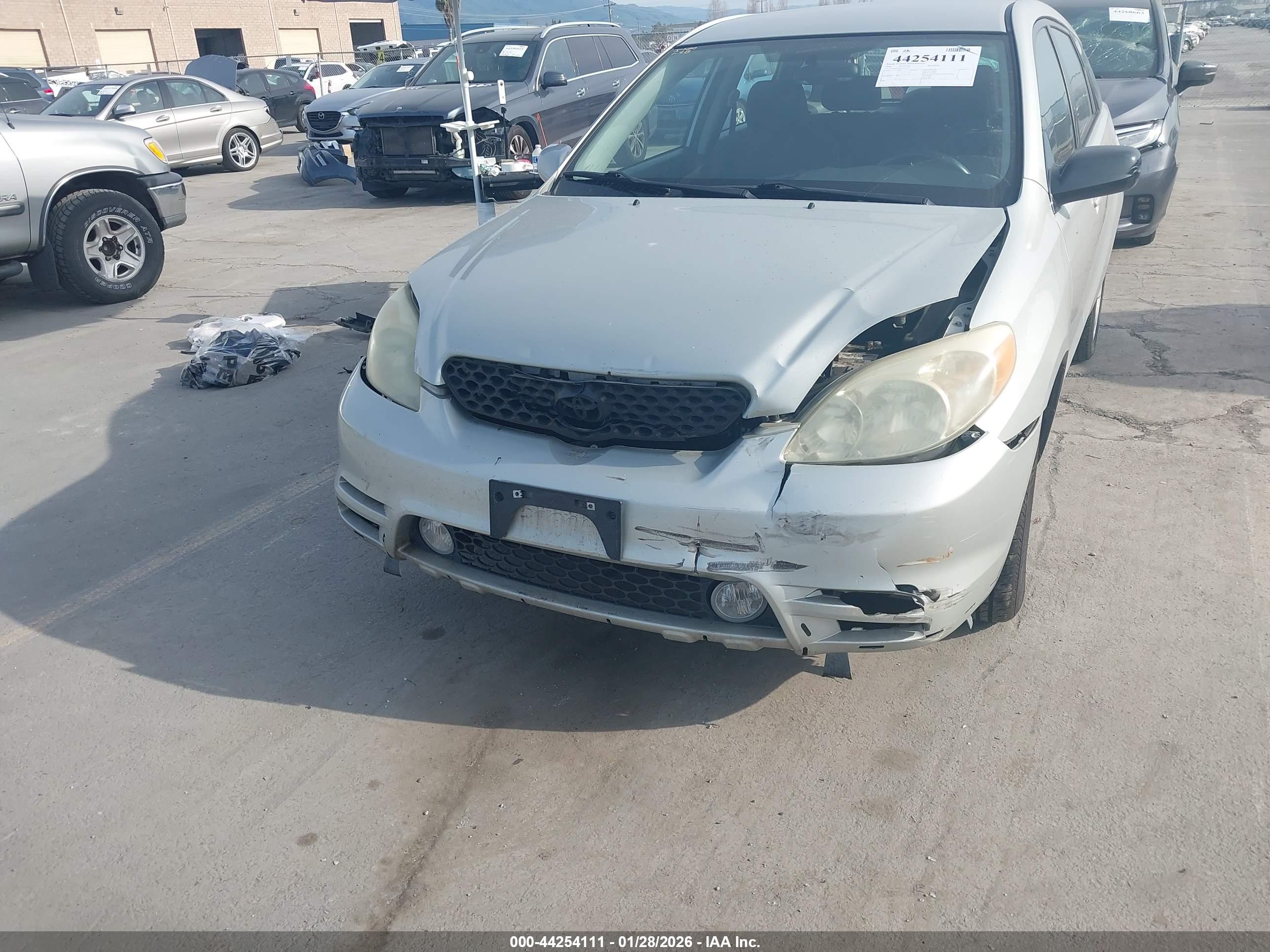 TOYOTA MATRIX image 6