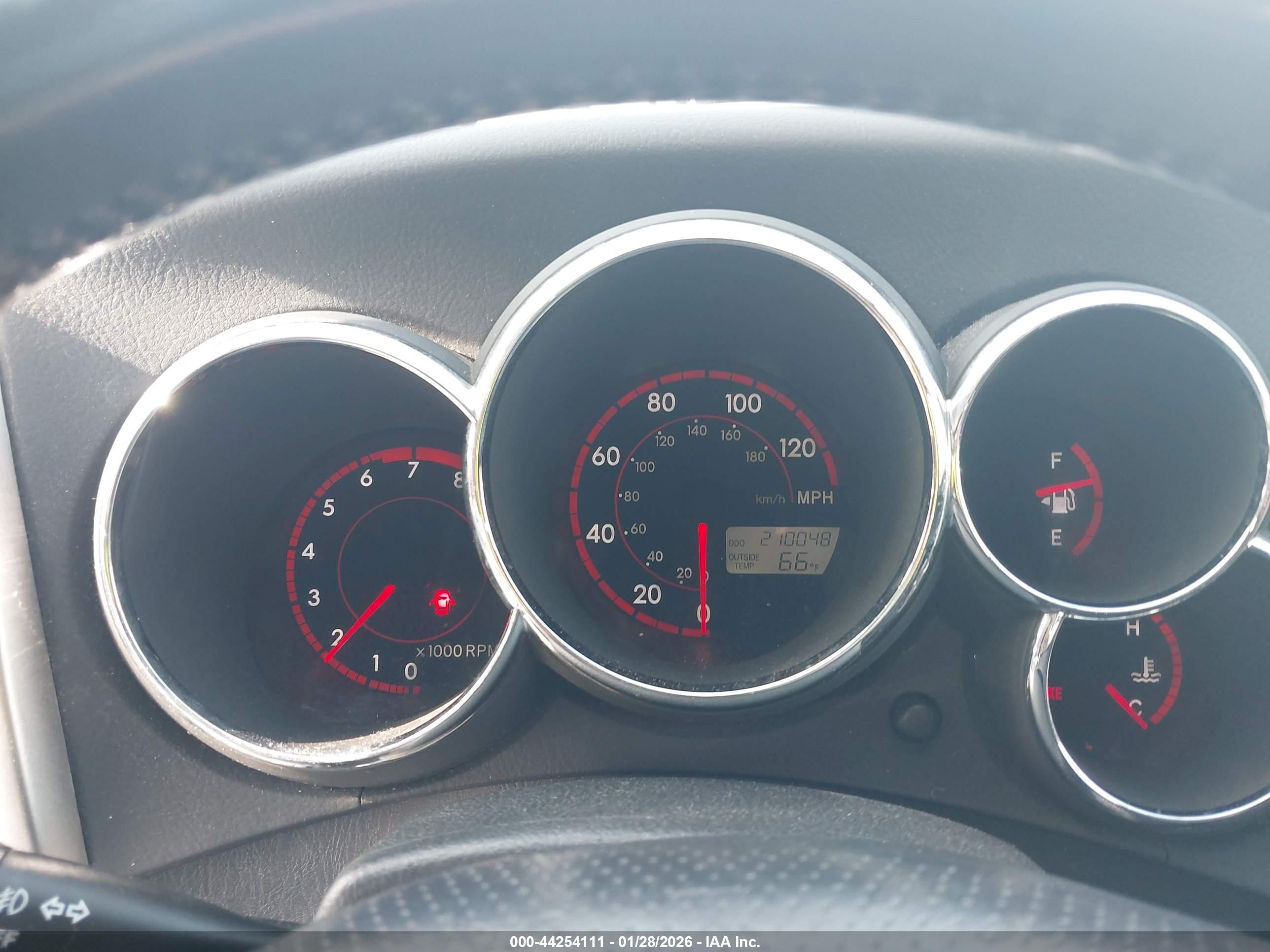 TOYOTA MATRIX image 7