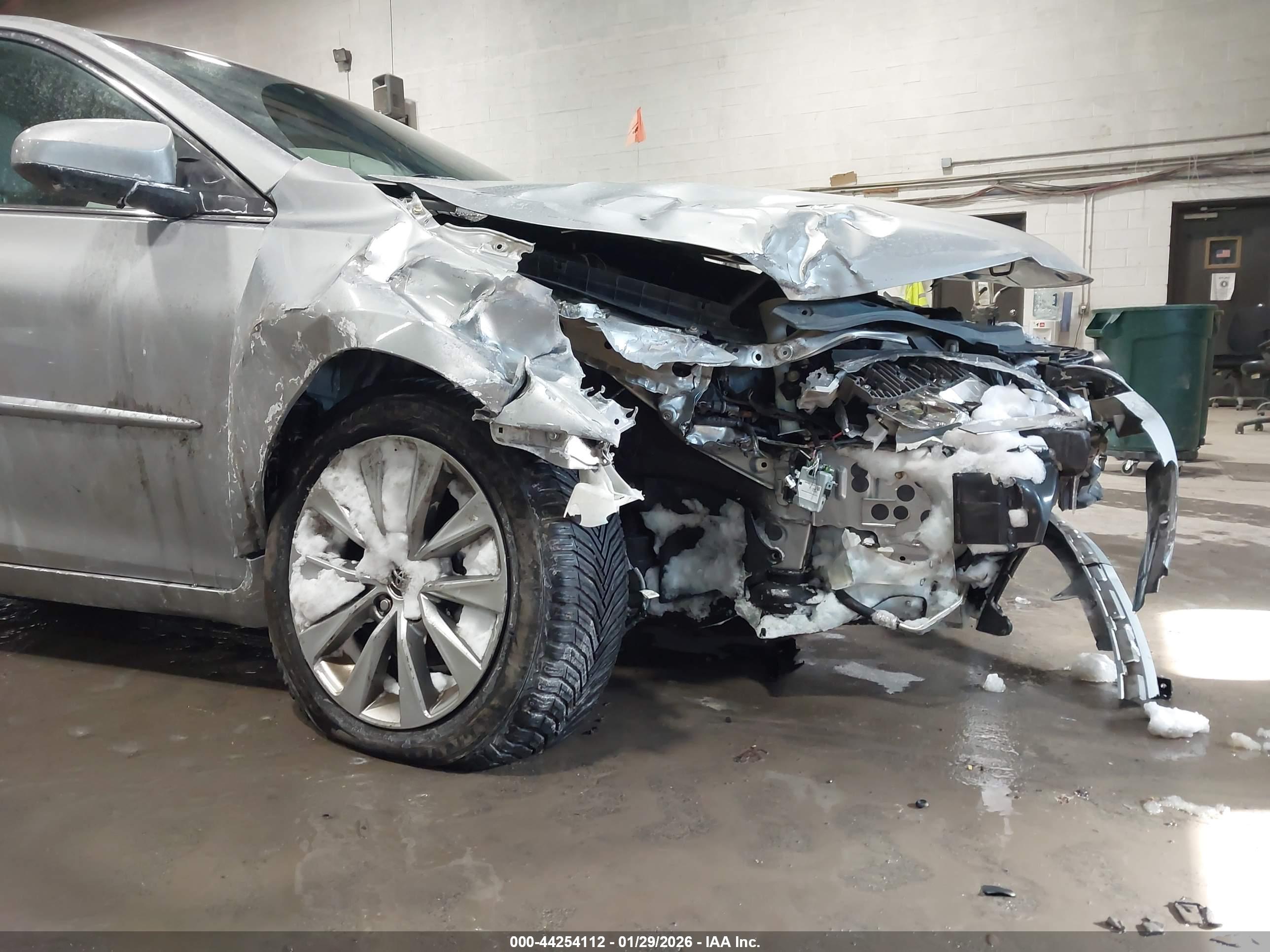 TOYOTA CAMRY image 6