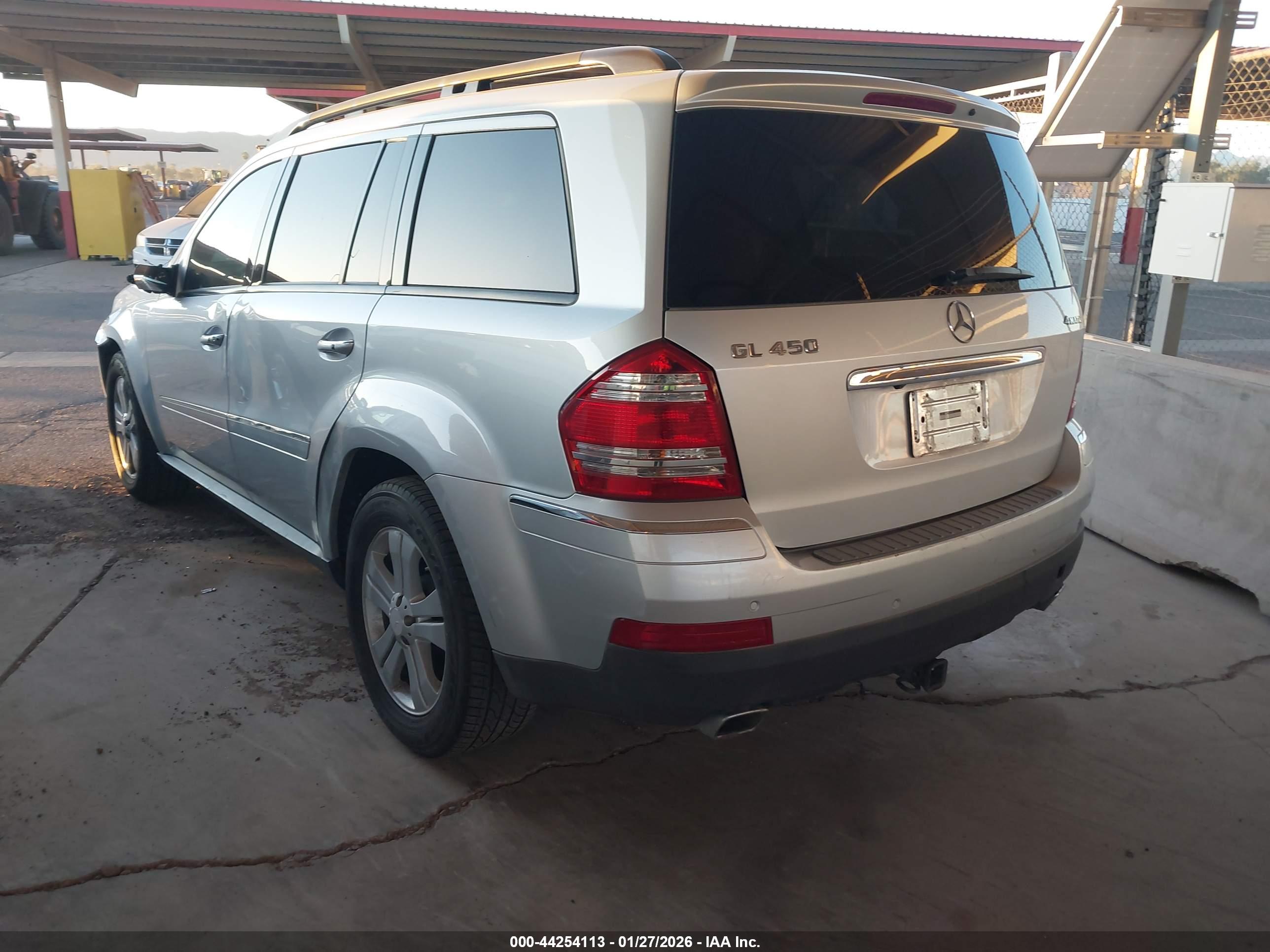 MERCEDES-BENZ GL image 3