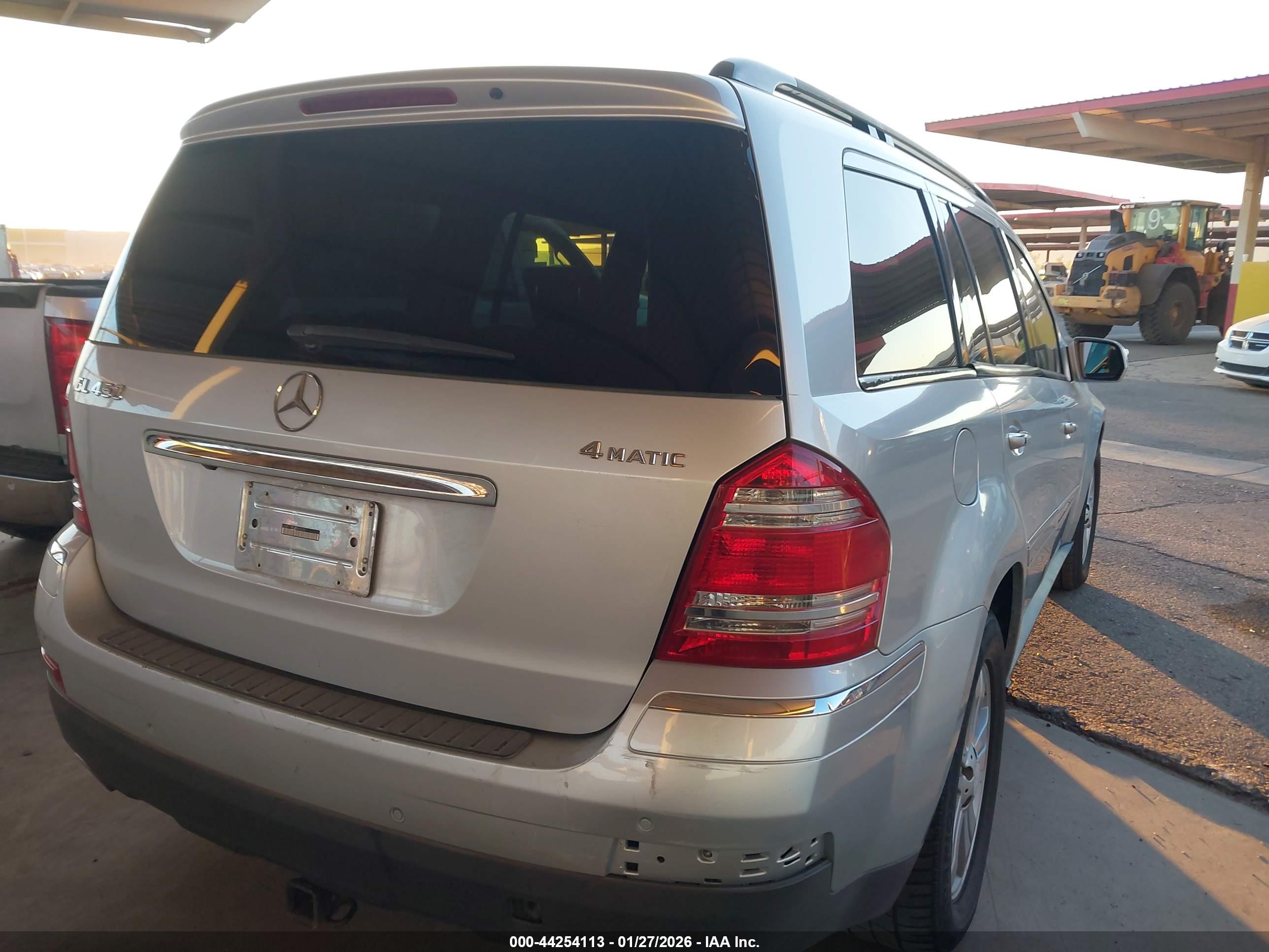 MERCEDES-BENZ GL image 4