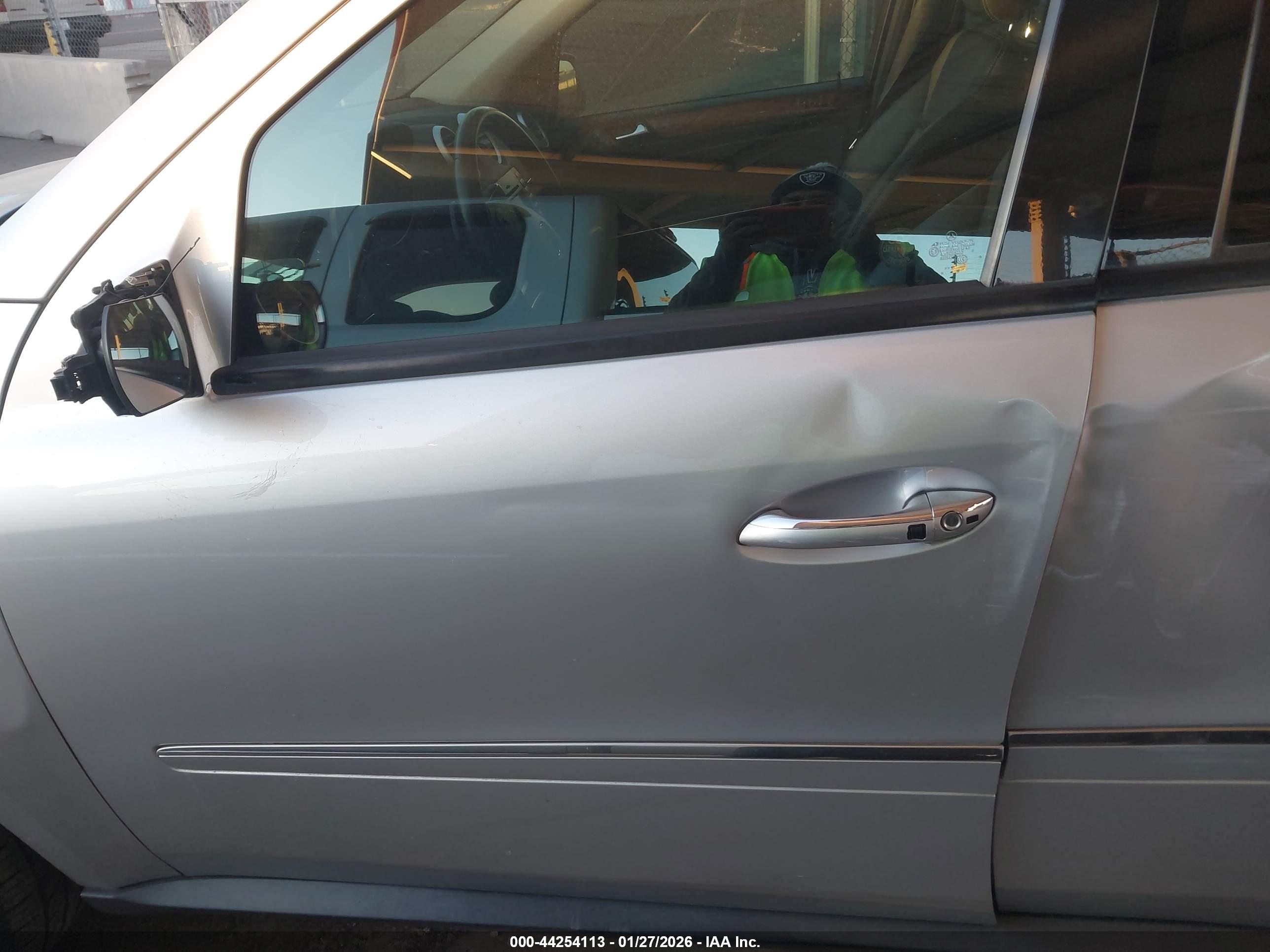 MERCEDES-BENZ GL image 6