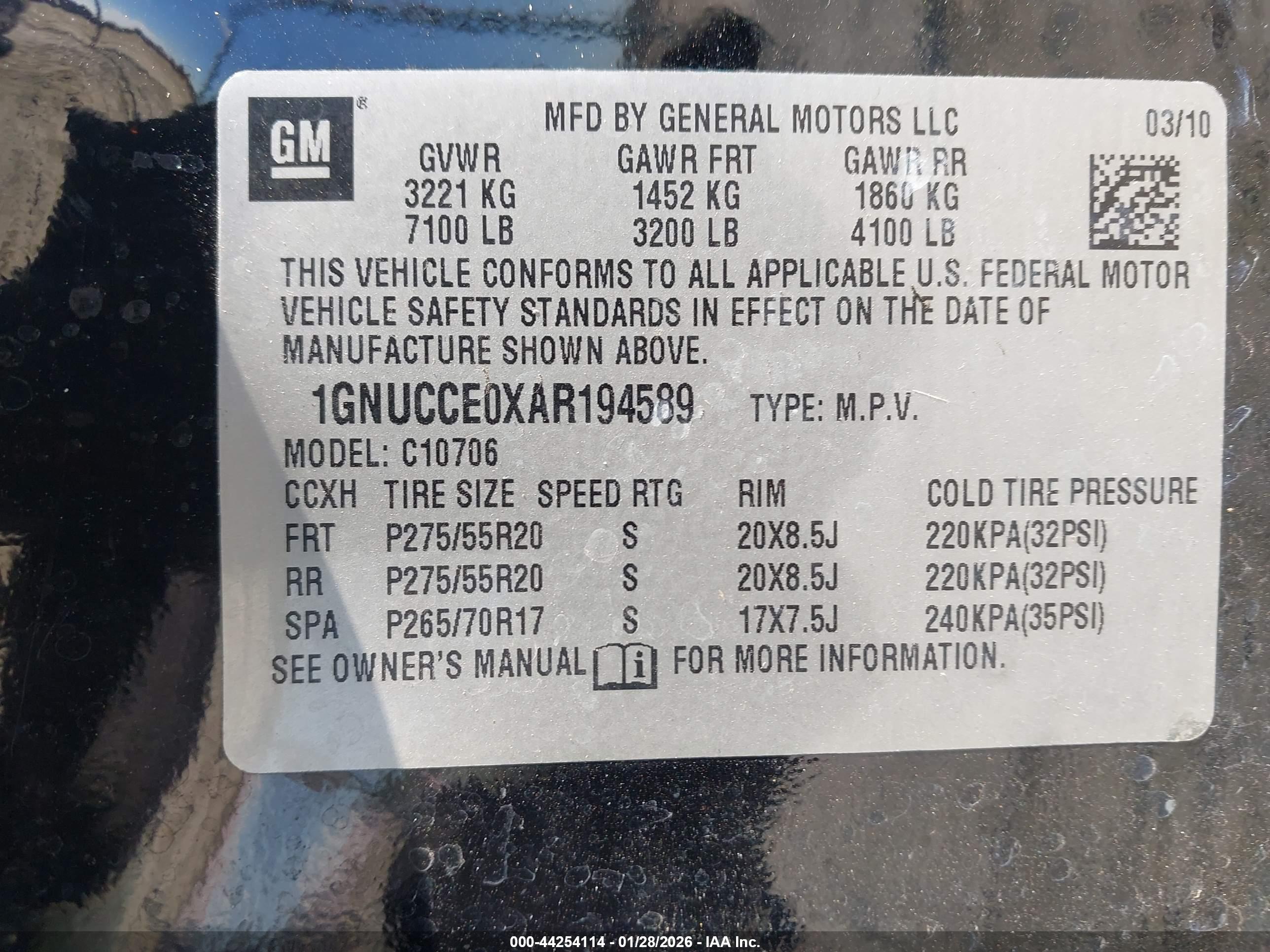 CHEVROLET TAHOE image 9