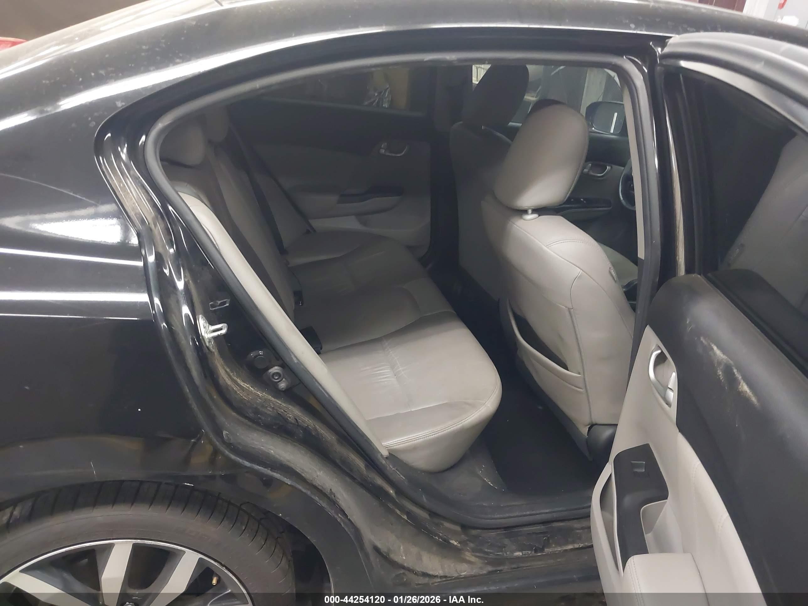 HONDA CIVIC image 8