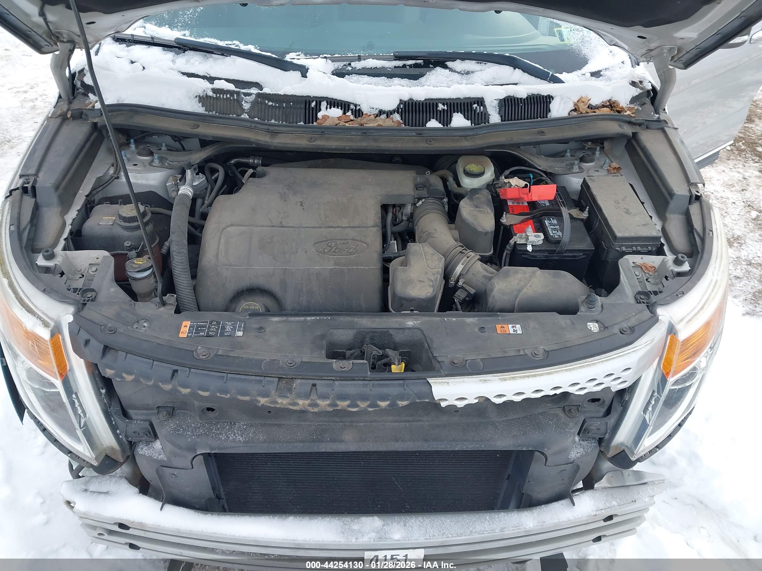 FORD EXPLORER image 10