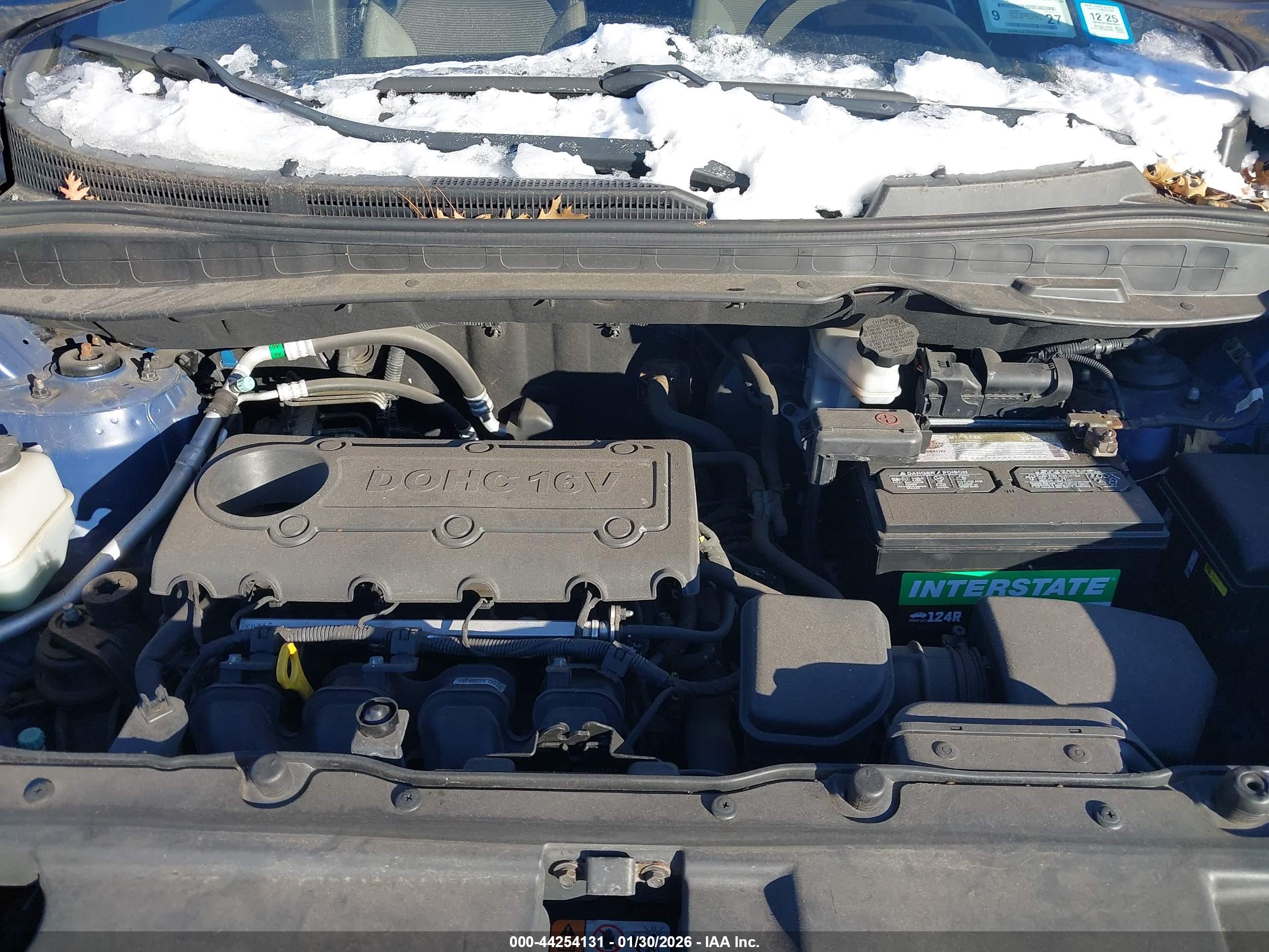 HYUNDAI TUCSON image 10