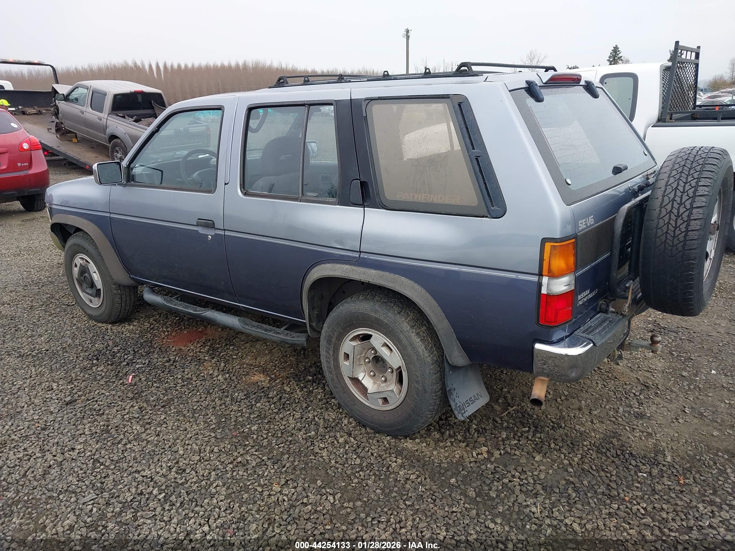 NISSAN PATHFINDER image 3