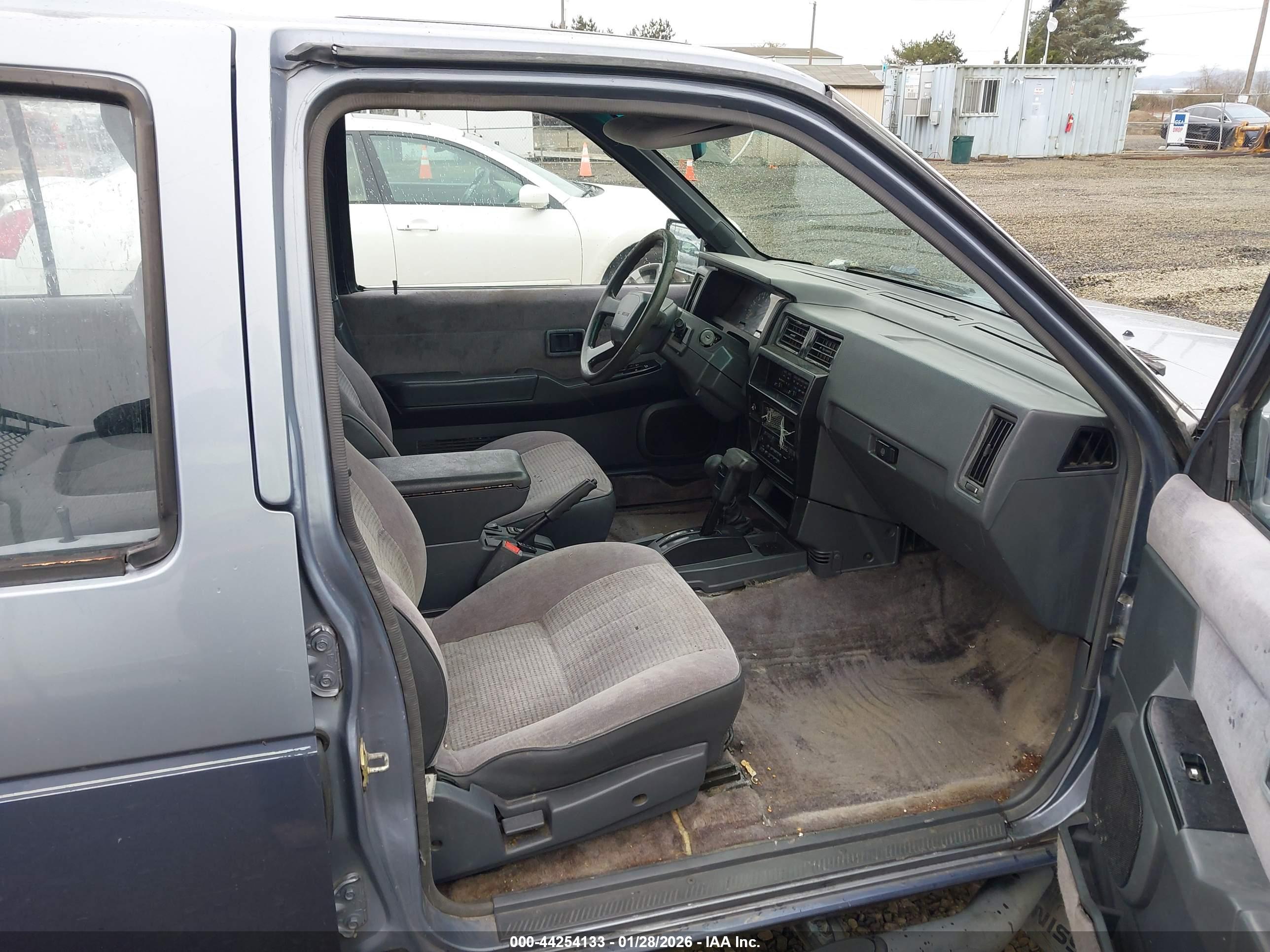 NISSAN PATHFINDER image 5