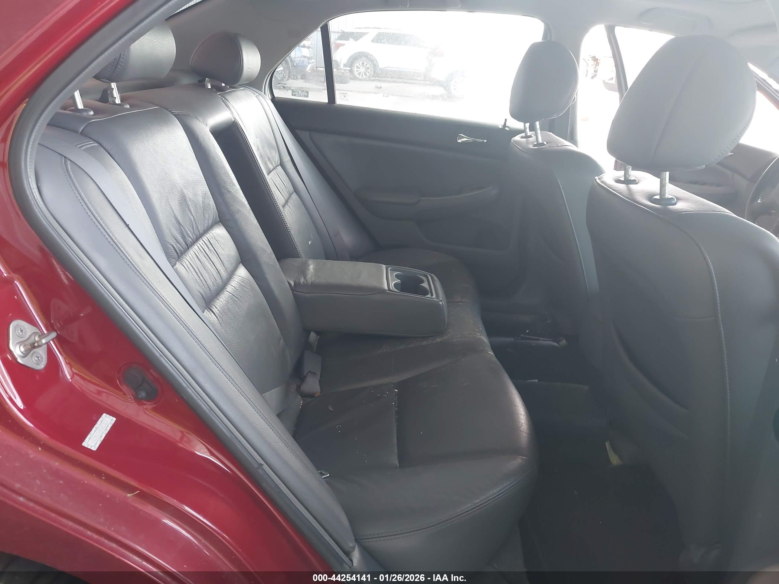 HONDA ACCORD image 8
