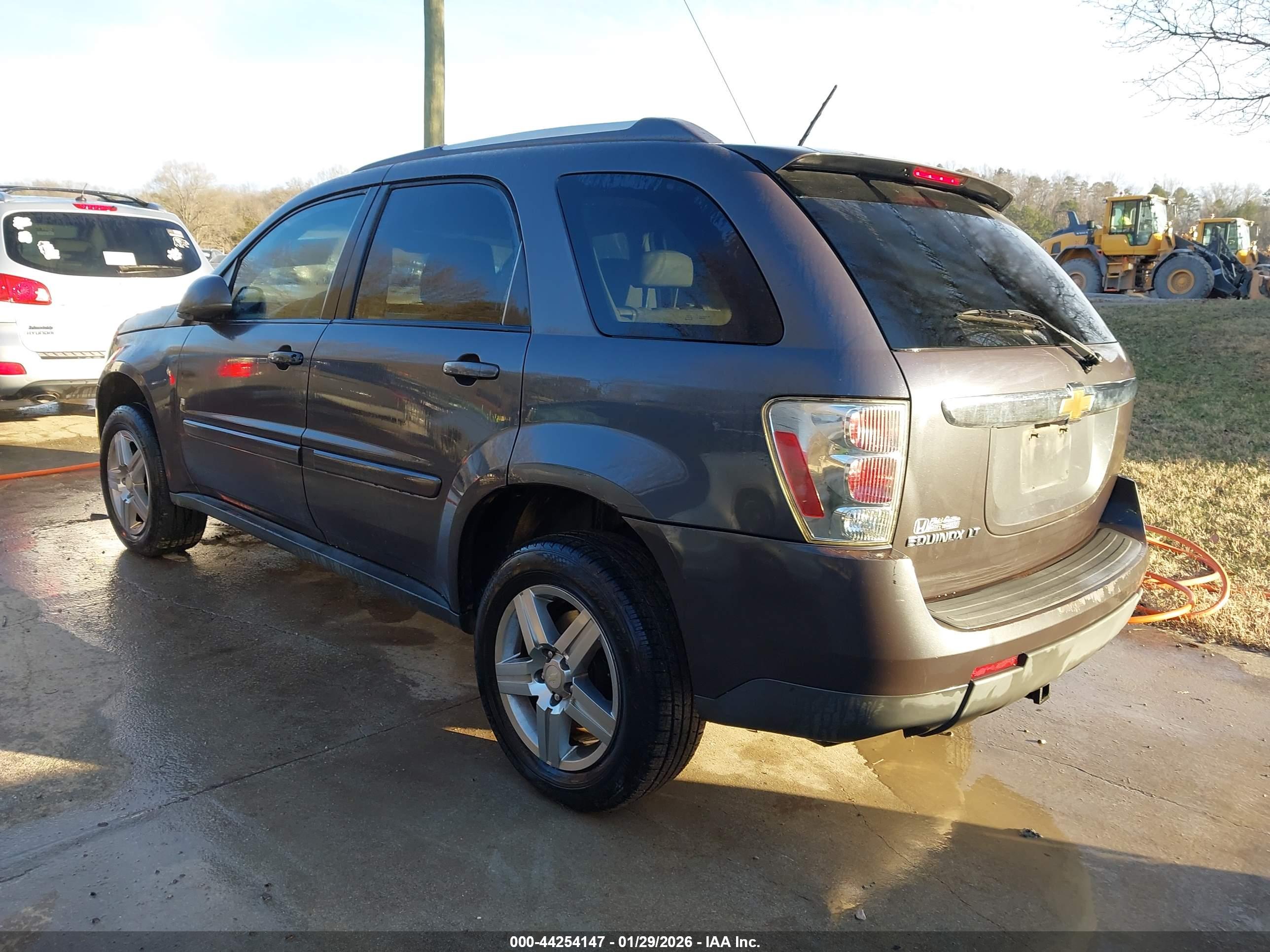 CHEVROLET EQUINOX image 3