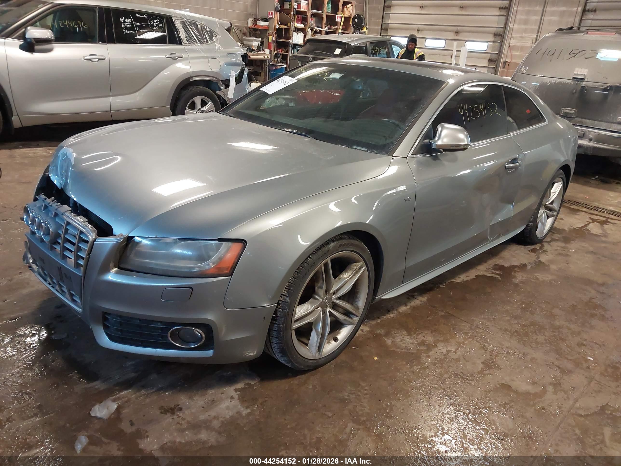 AUDI S5 image 2