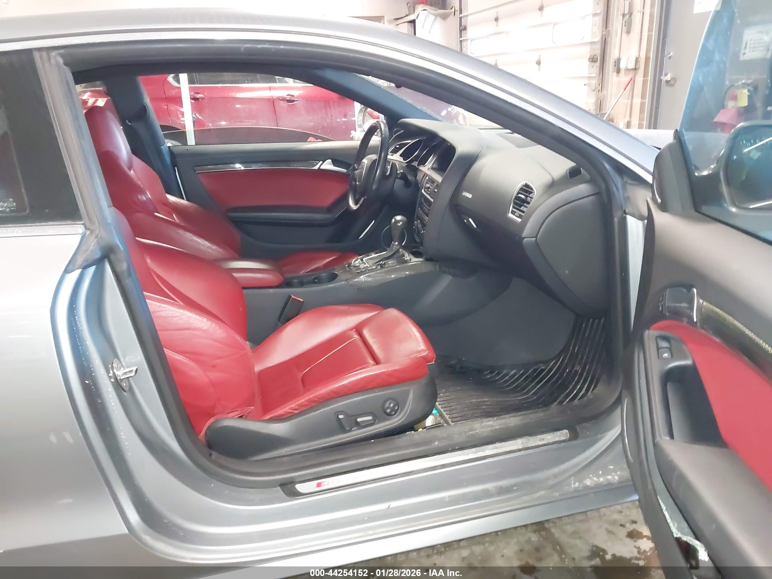 AUDI S5 image 5