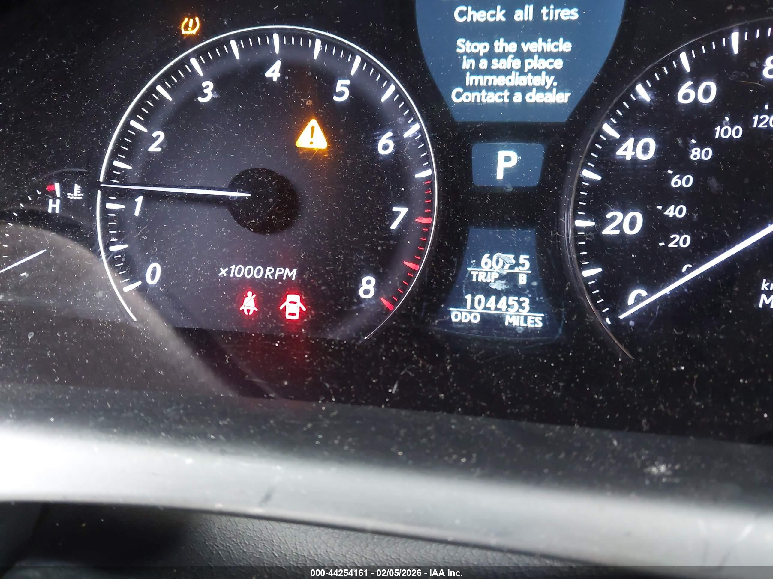 LEXUS LS image 7