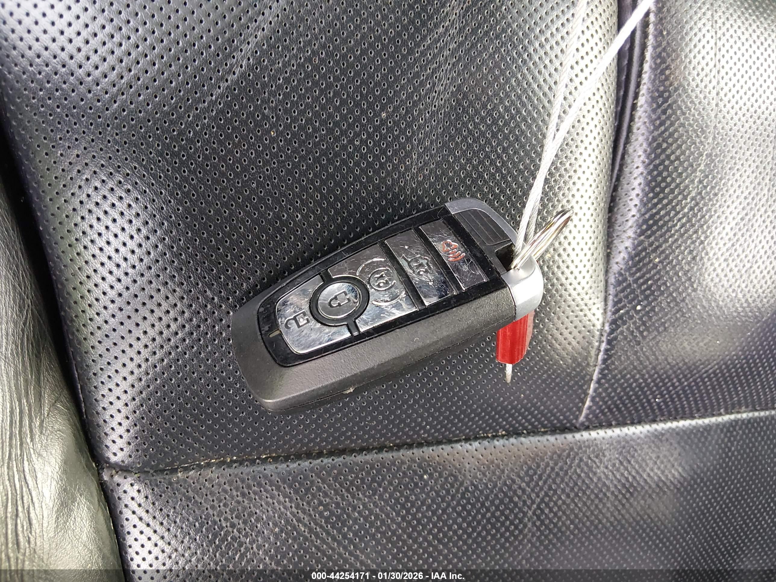 LINCOLN NAVIGATOR image 11