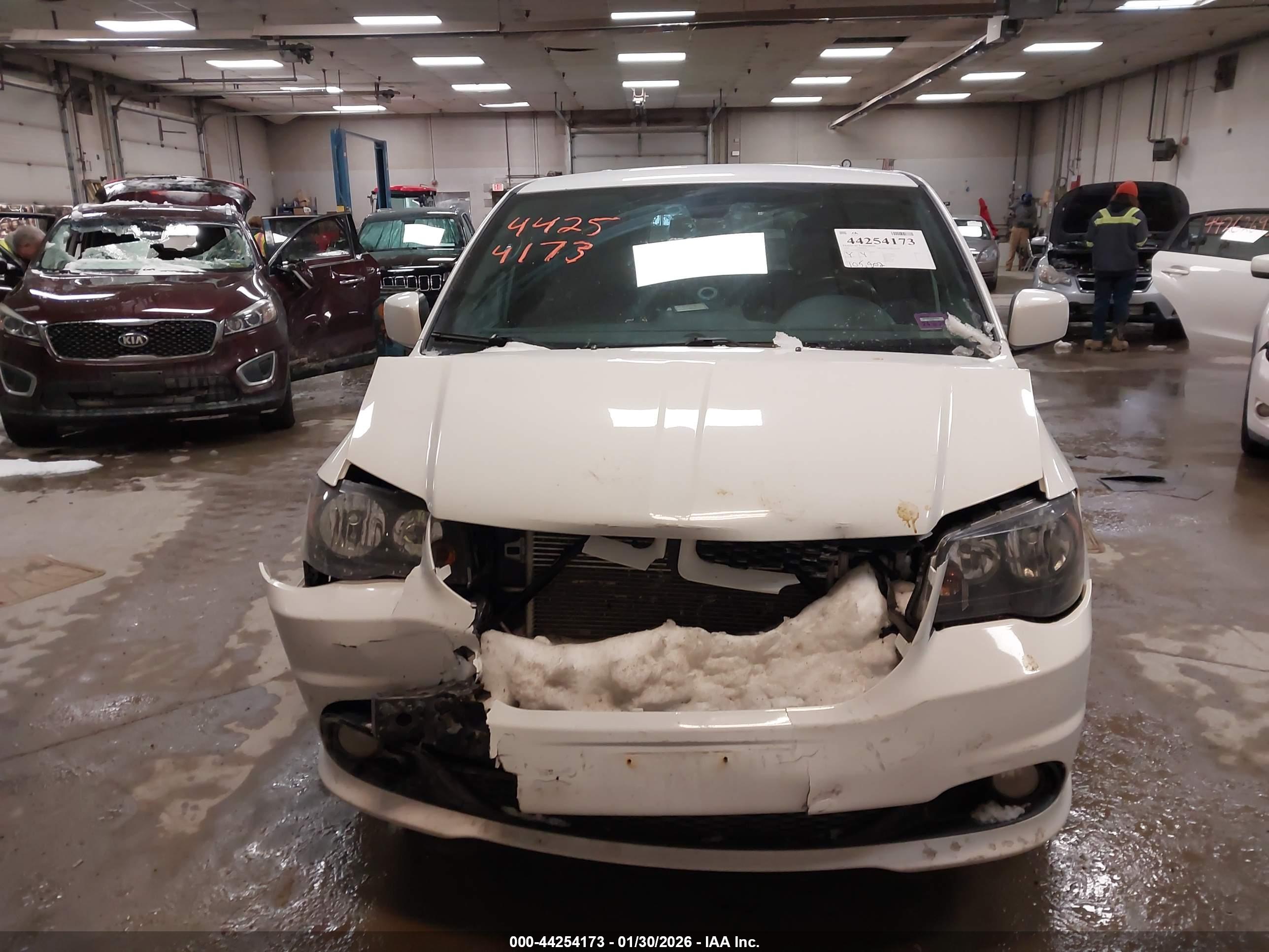 DODGE GRAND image 6