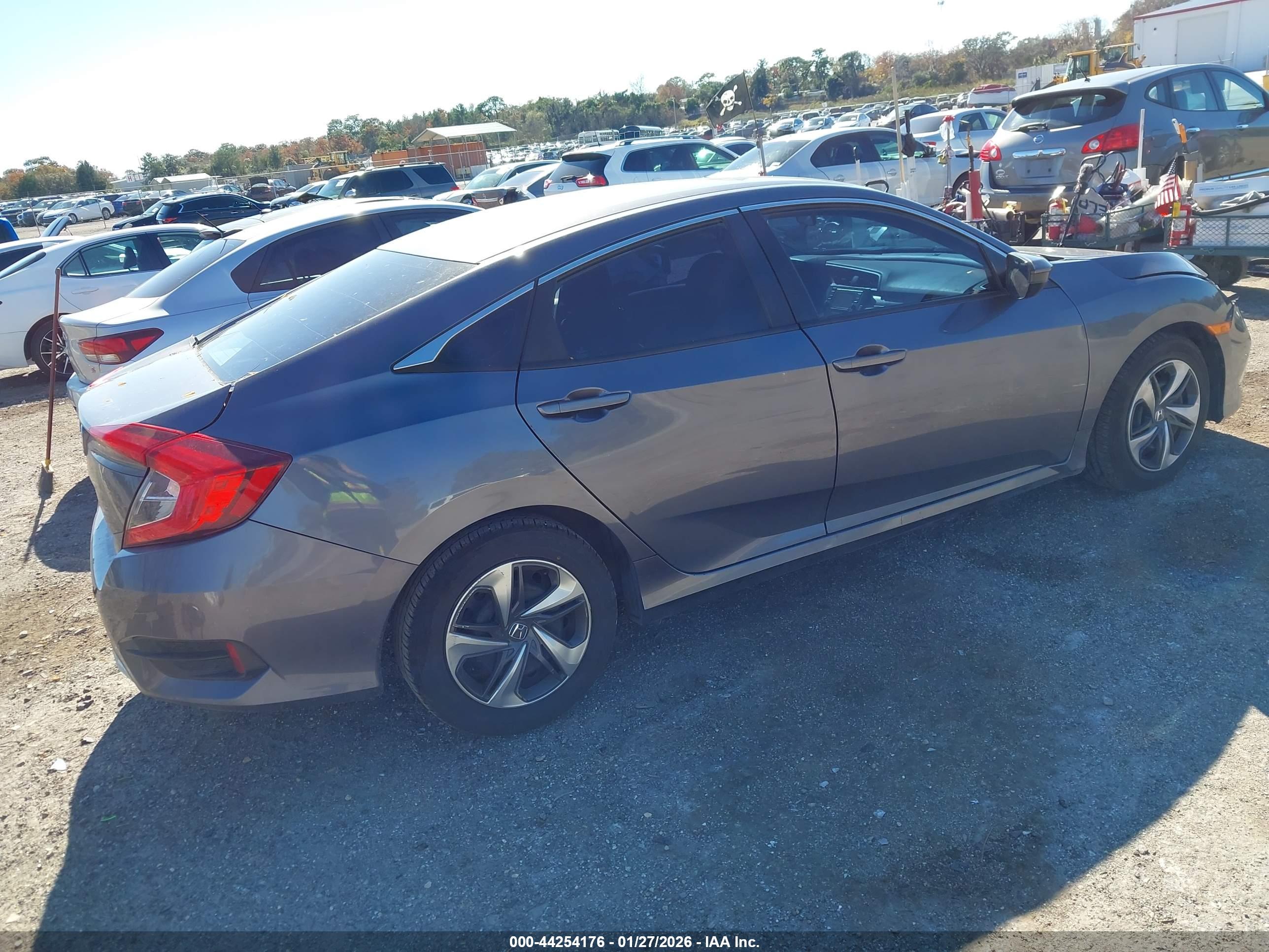 HONDA CIVIC image 4