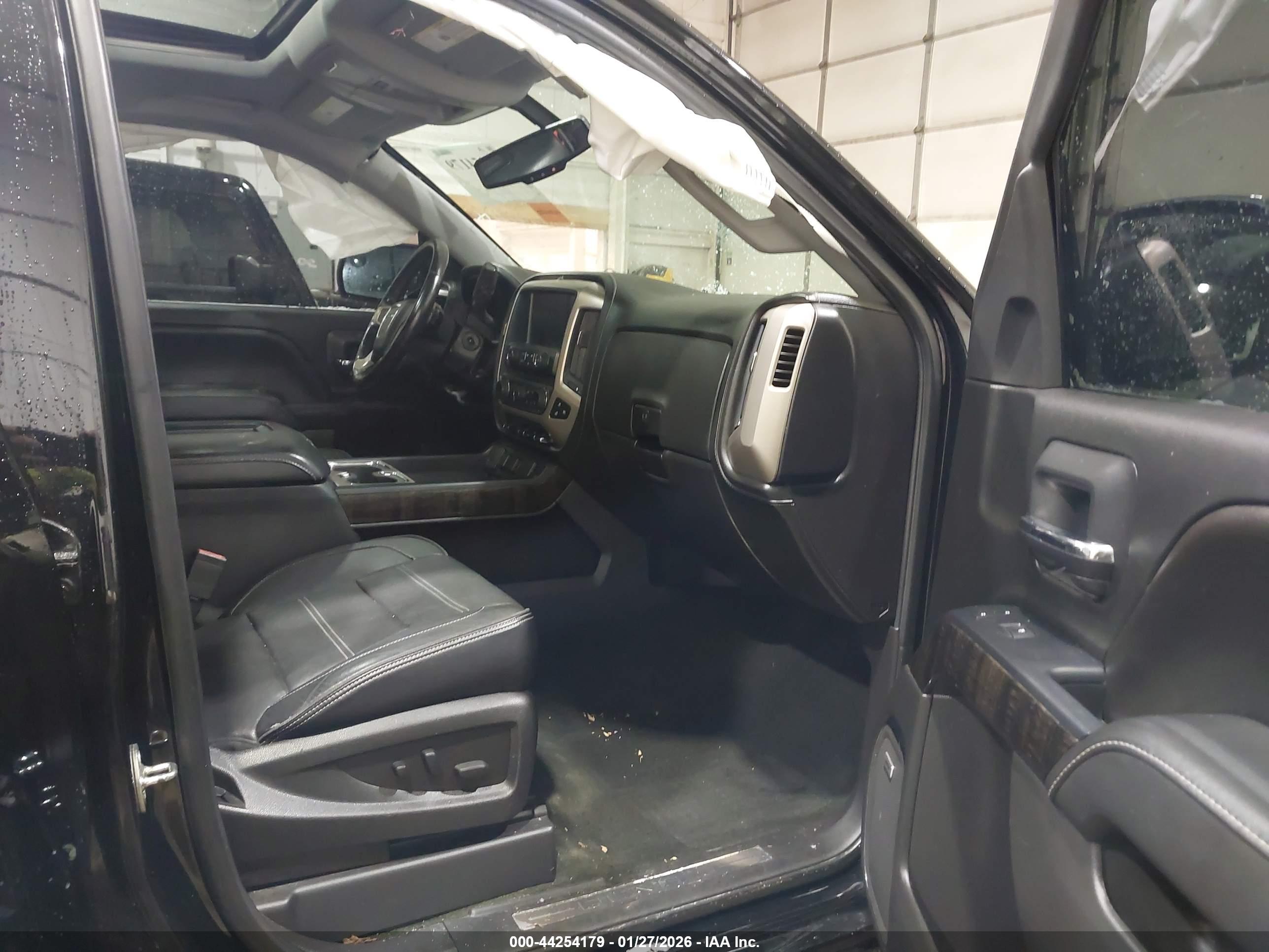 GMC SIERRA image 5