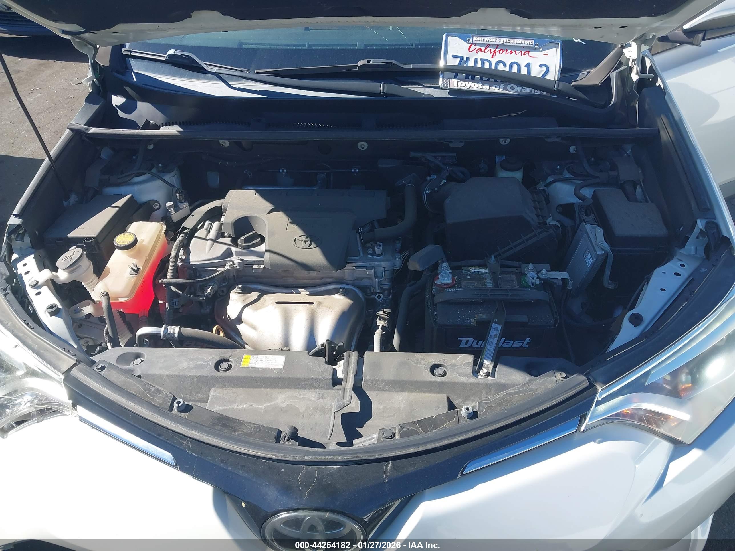 TOYOTA RAV4 image 10