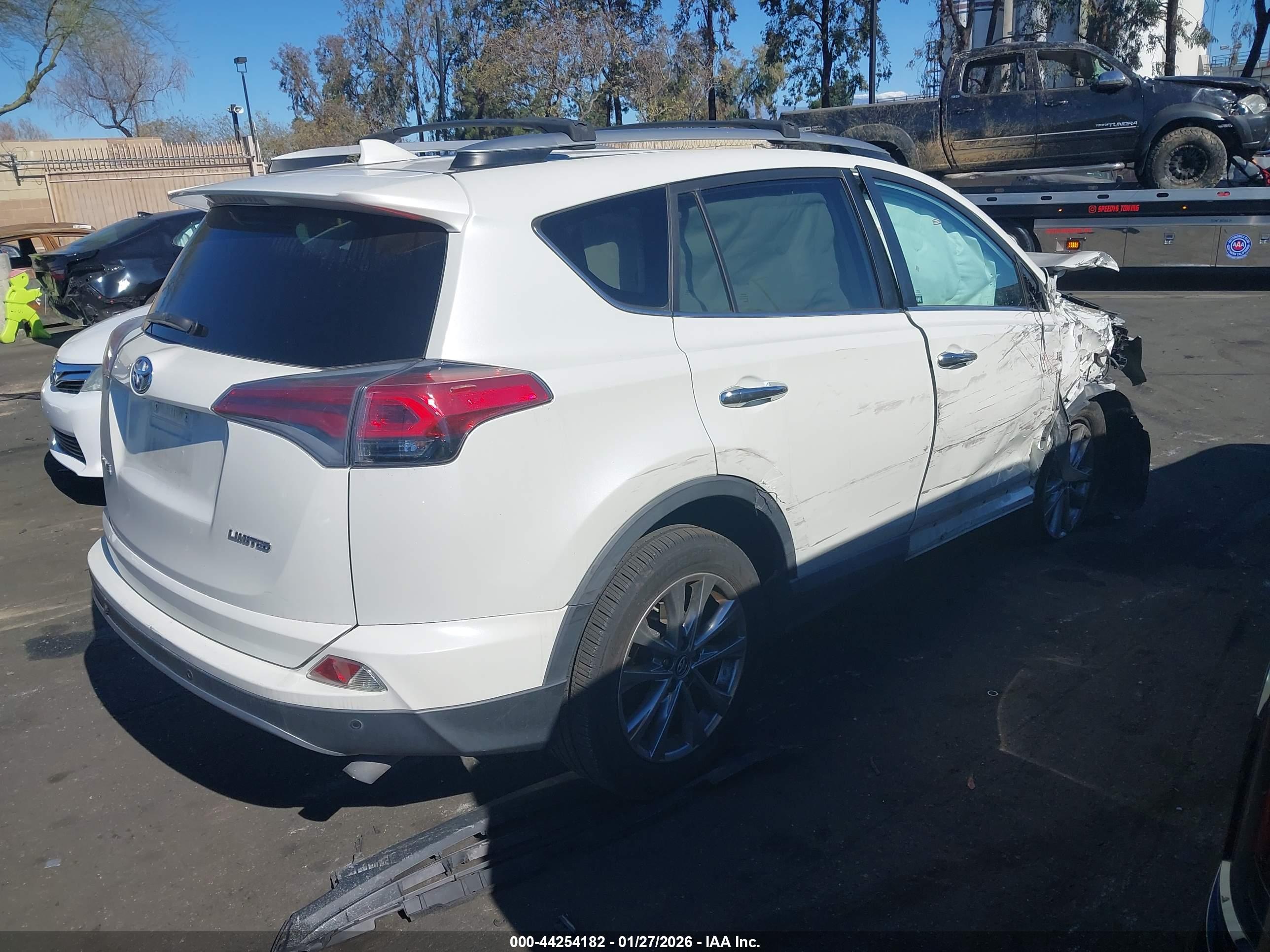 TOYOTA RAV4 image 4
