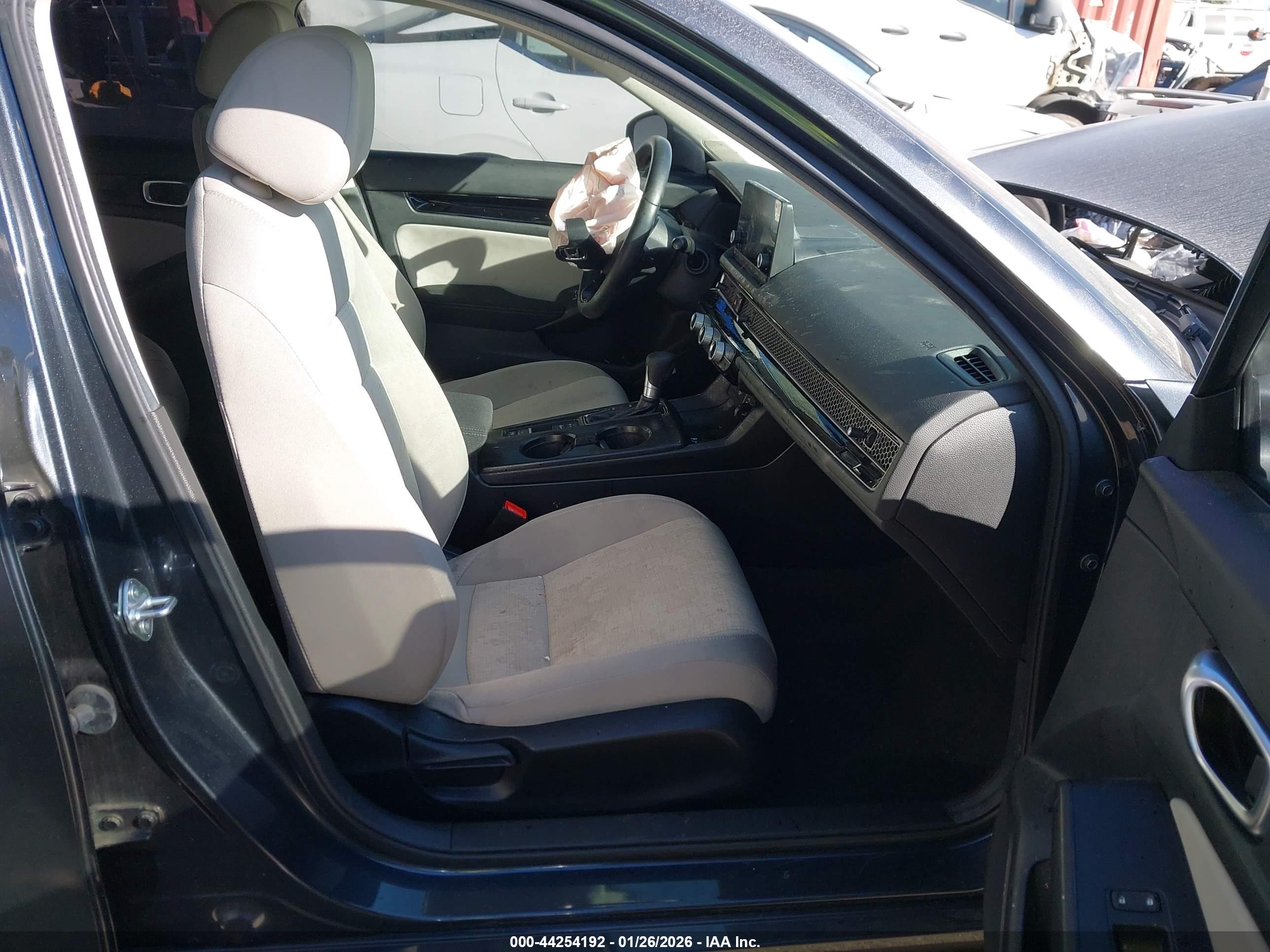 HONDA CIVIC image 5