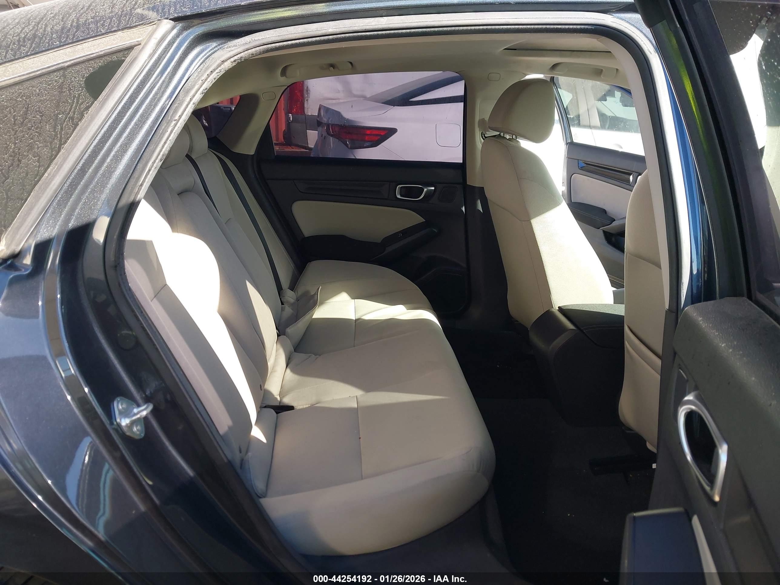 HONDA CIVIC image 8