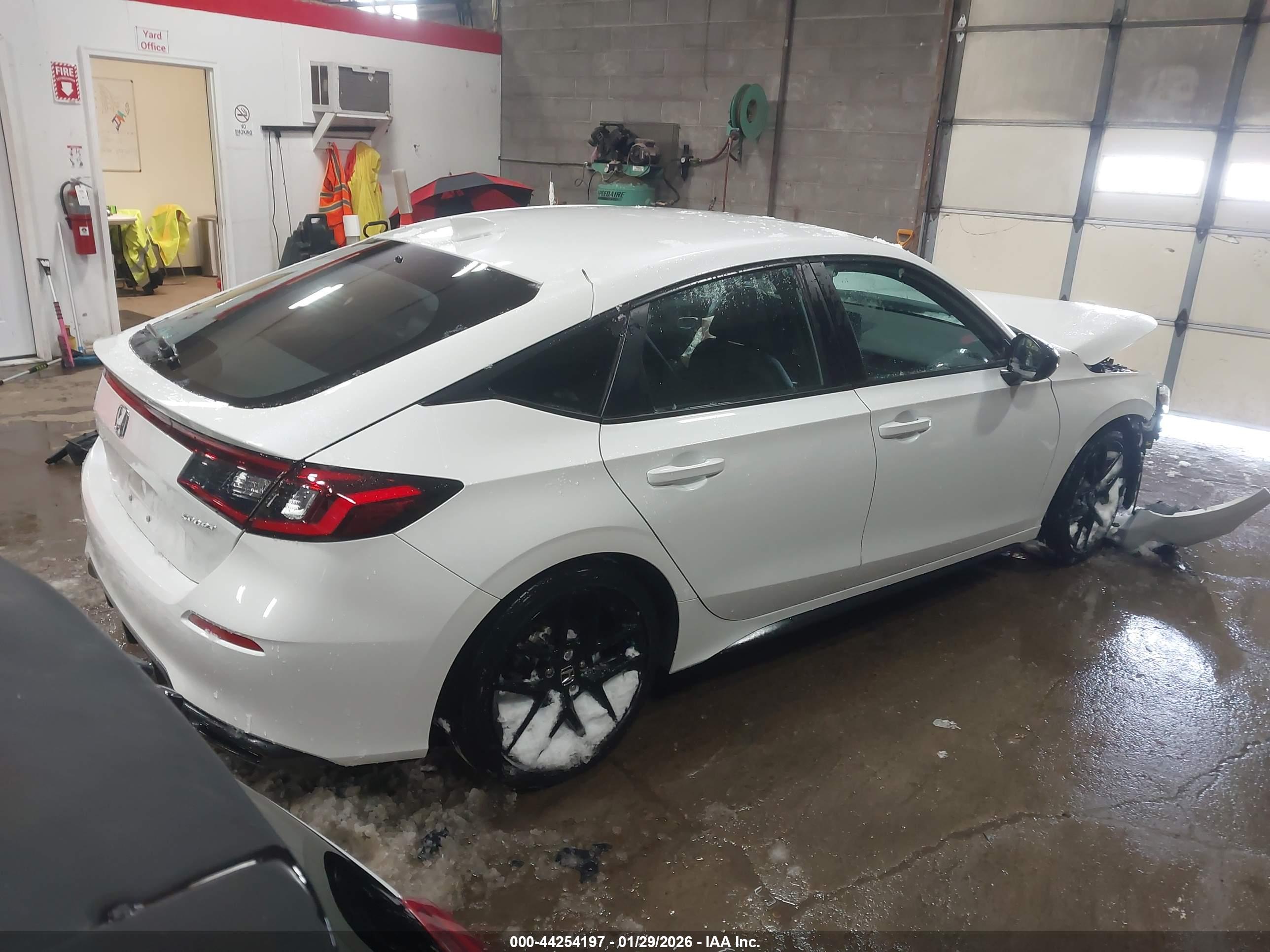 HONDA CIVIC image 4