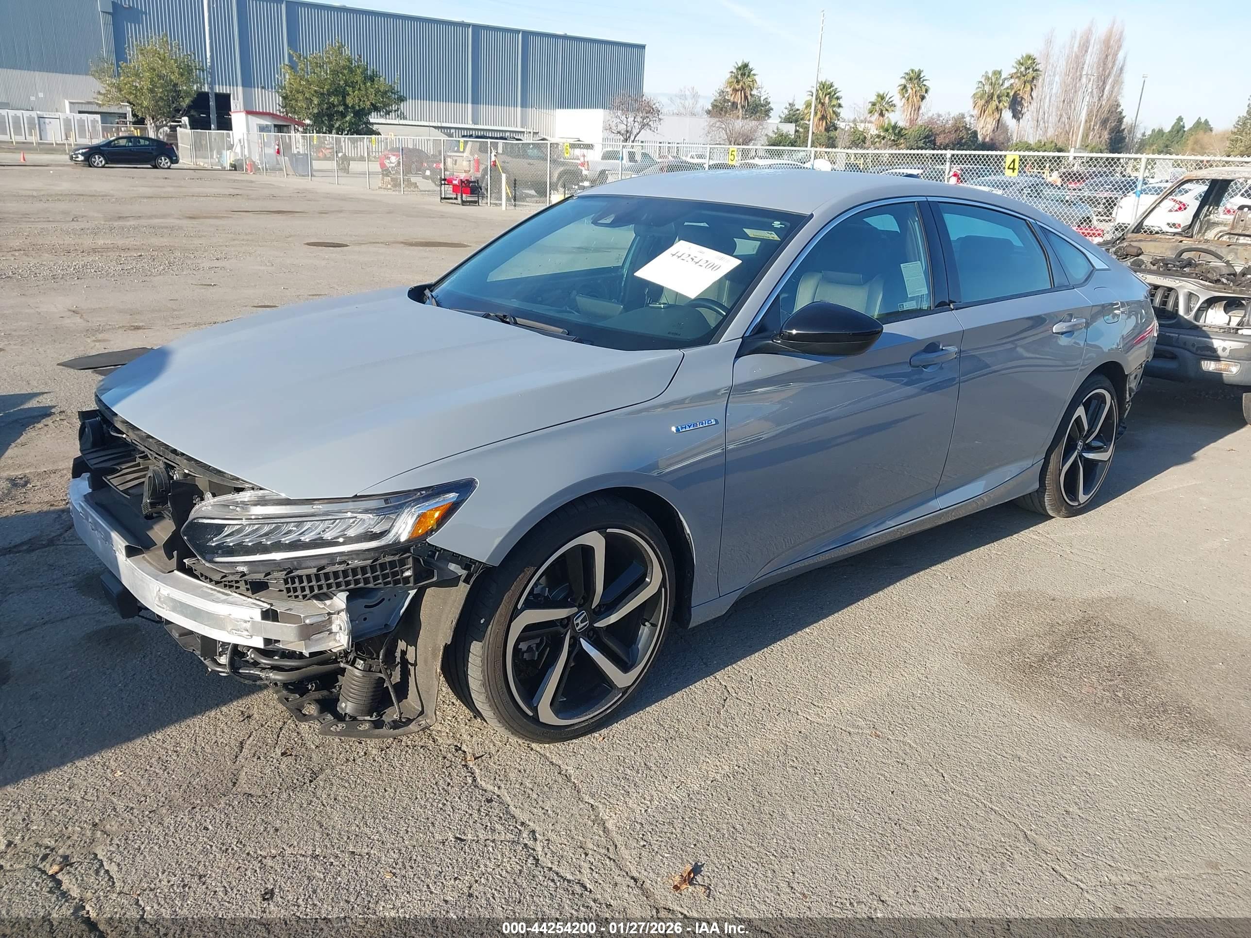 HONDA ACCORD image 2