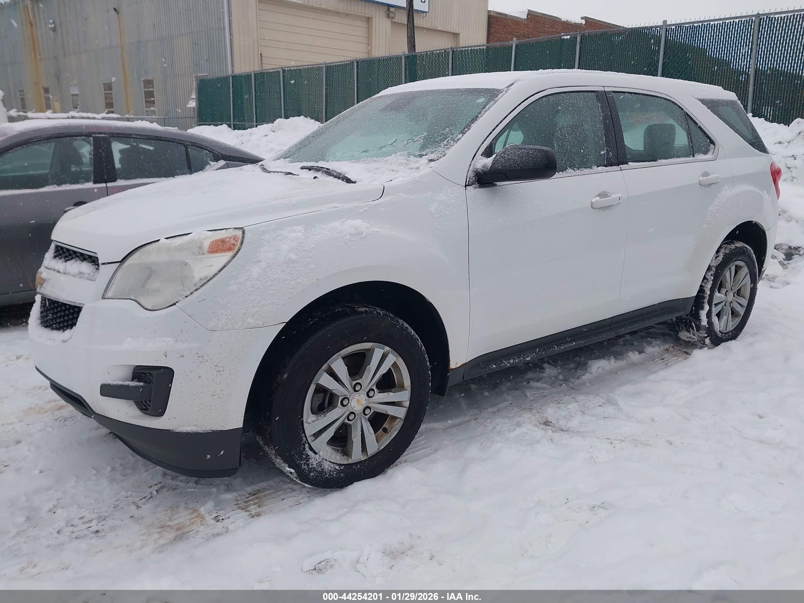 CHEVROLET EQUINOX image 2