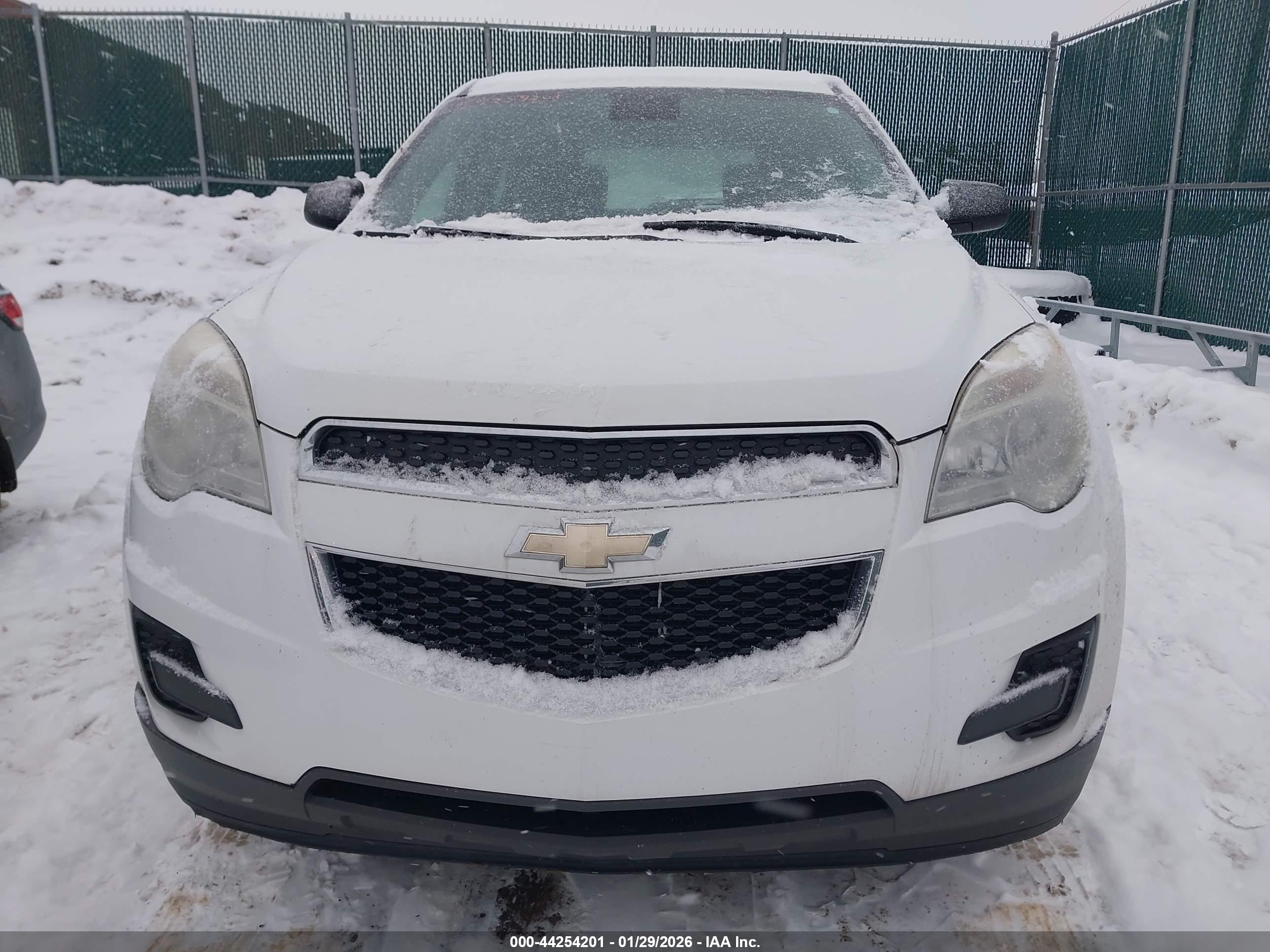 CHEVROLET EQUINOX image 6