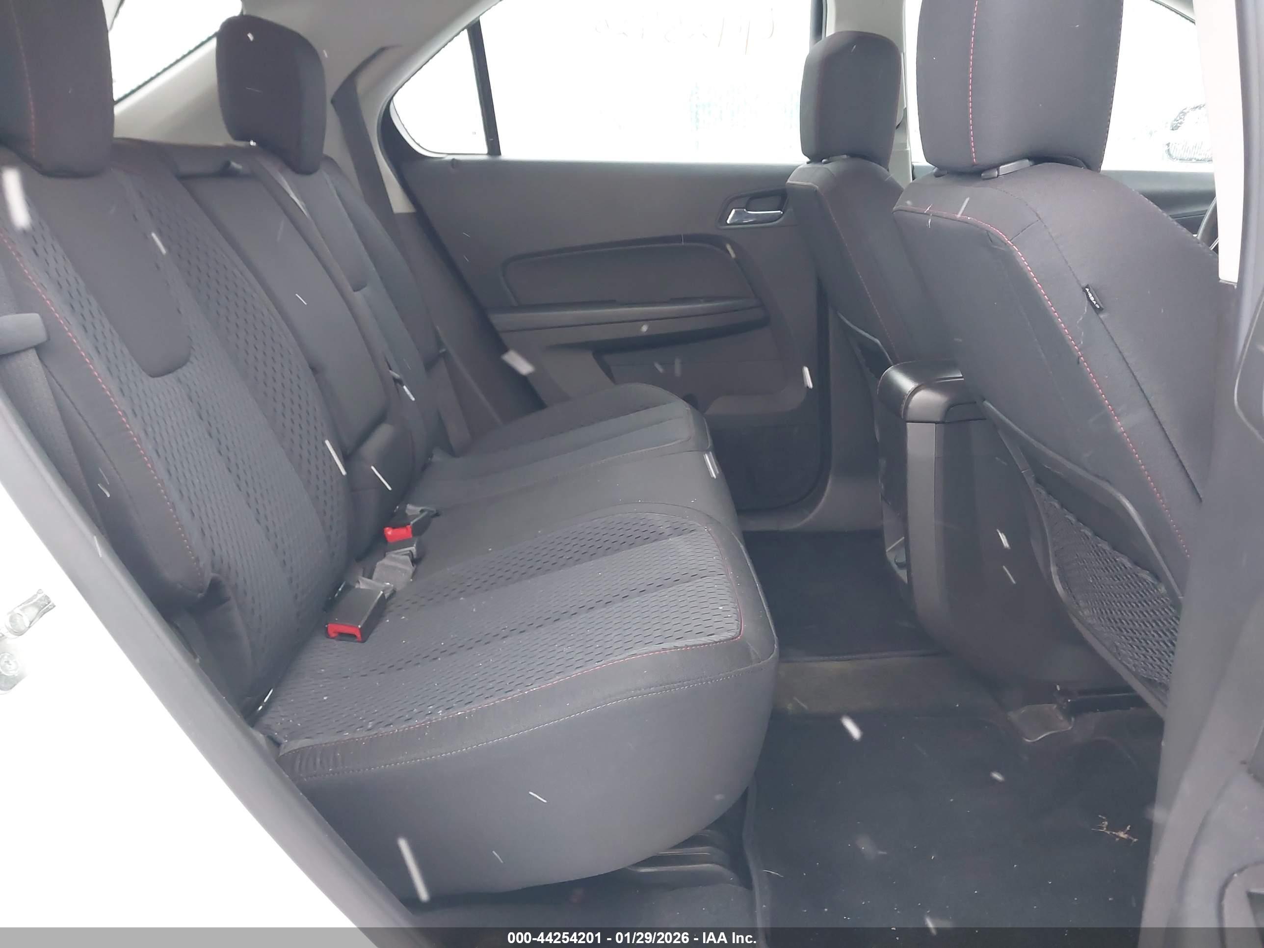 CHEVROLET EQUINOX image 8