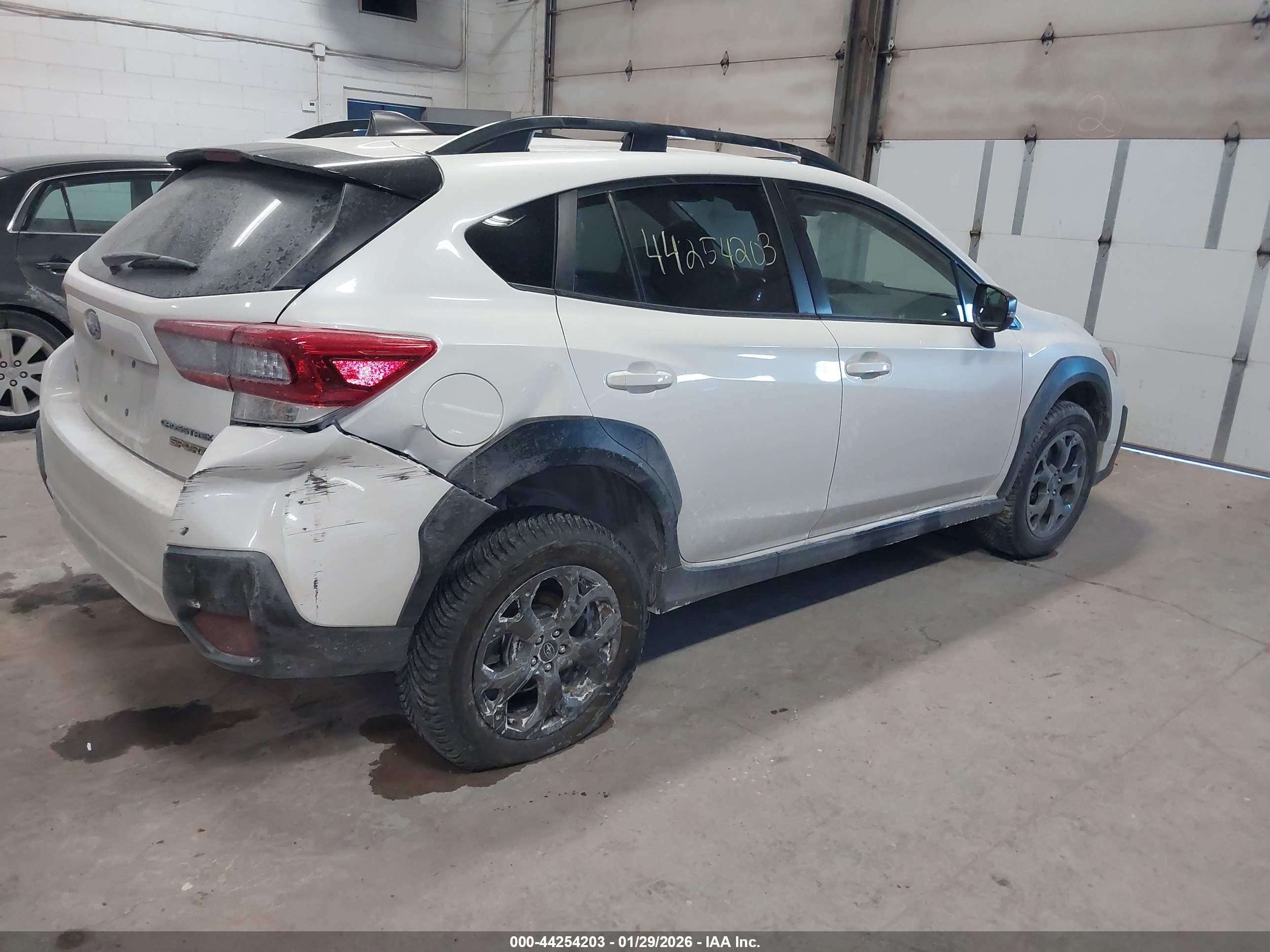 SUBARU CROSSTREK image 4