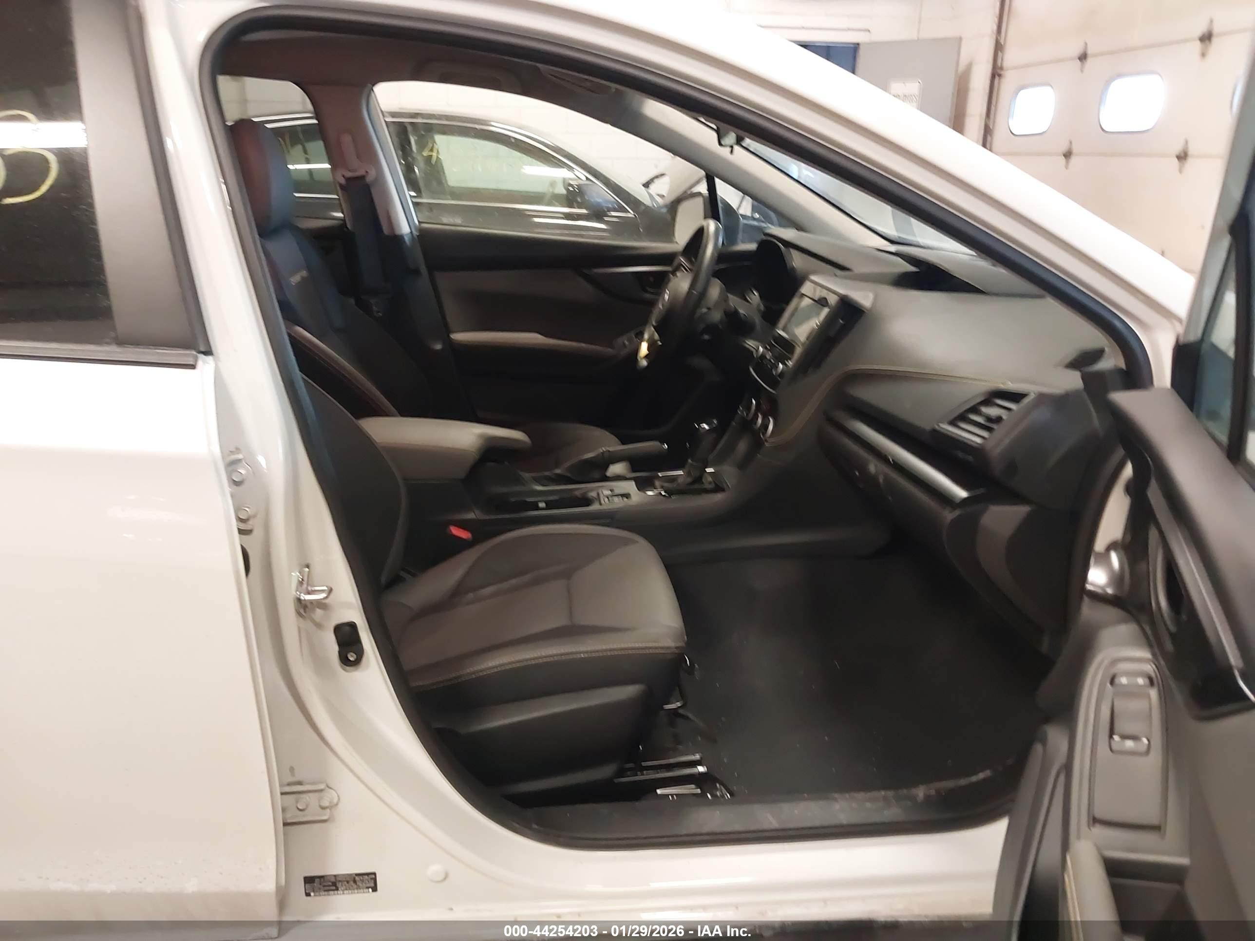 SUBARU CROSSTREK image 5