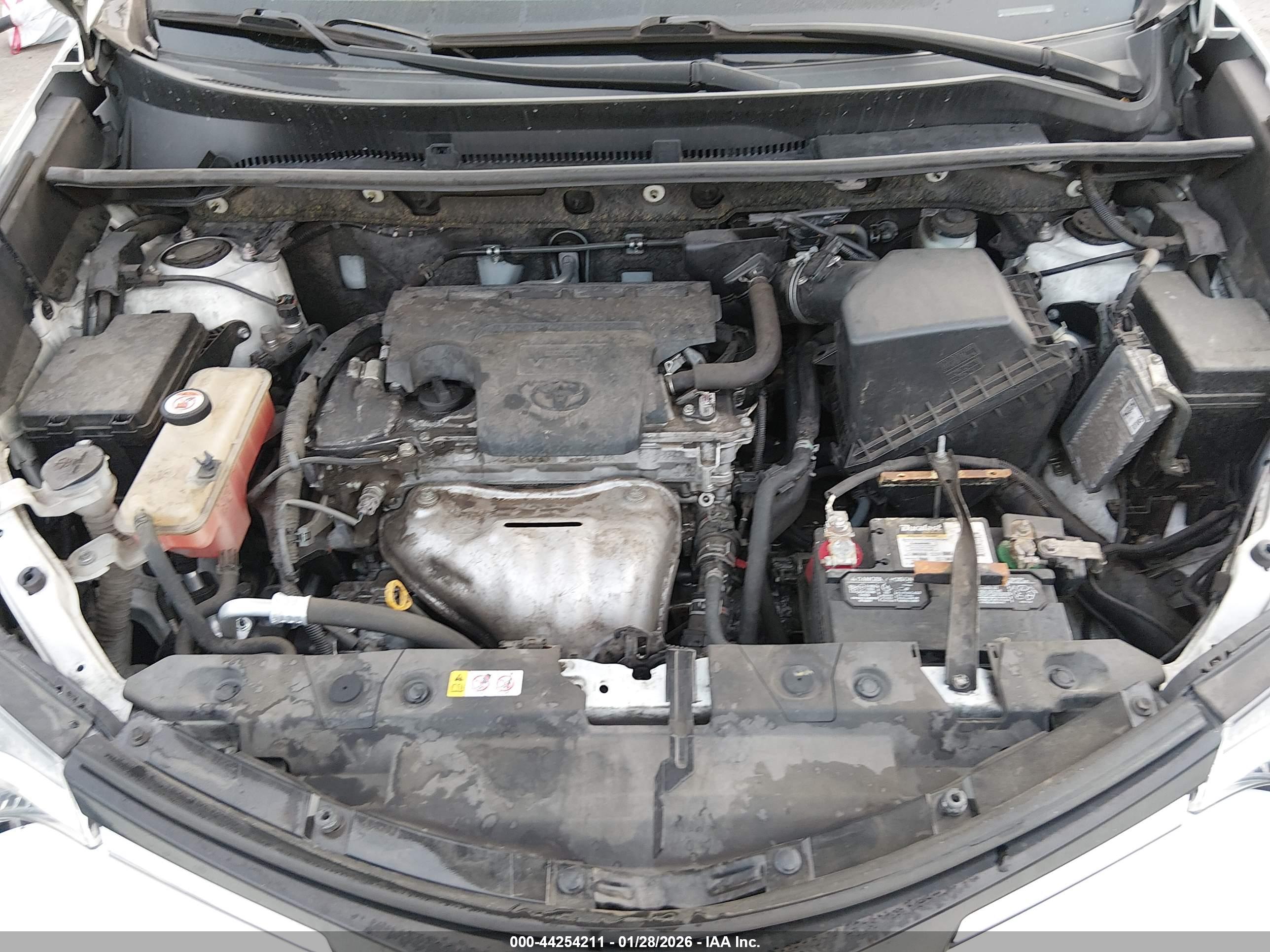 TOYOTA RAV4 image 10
