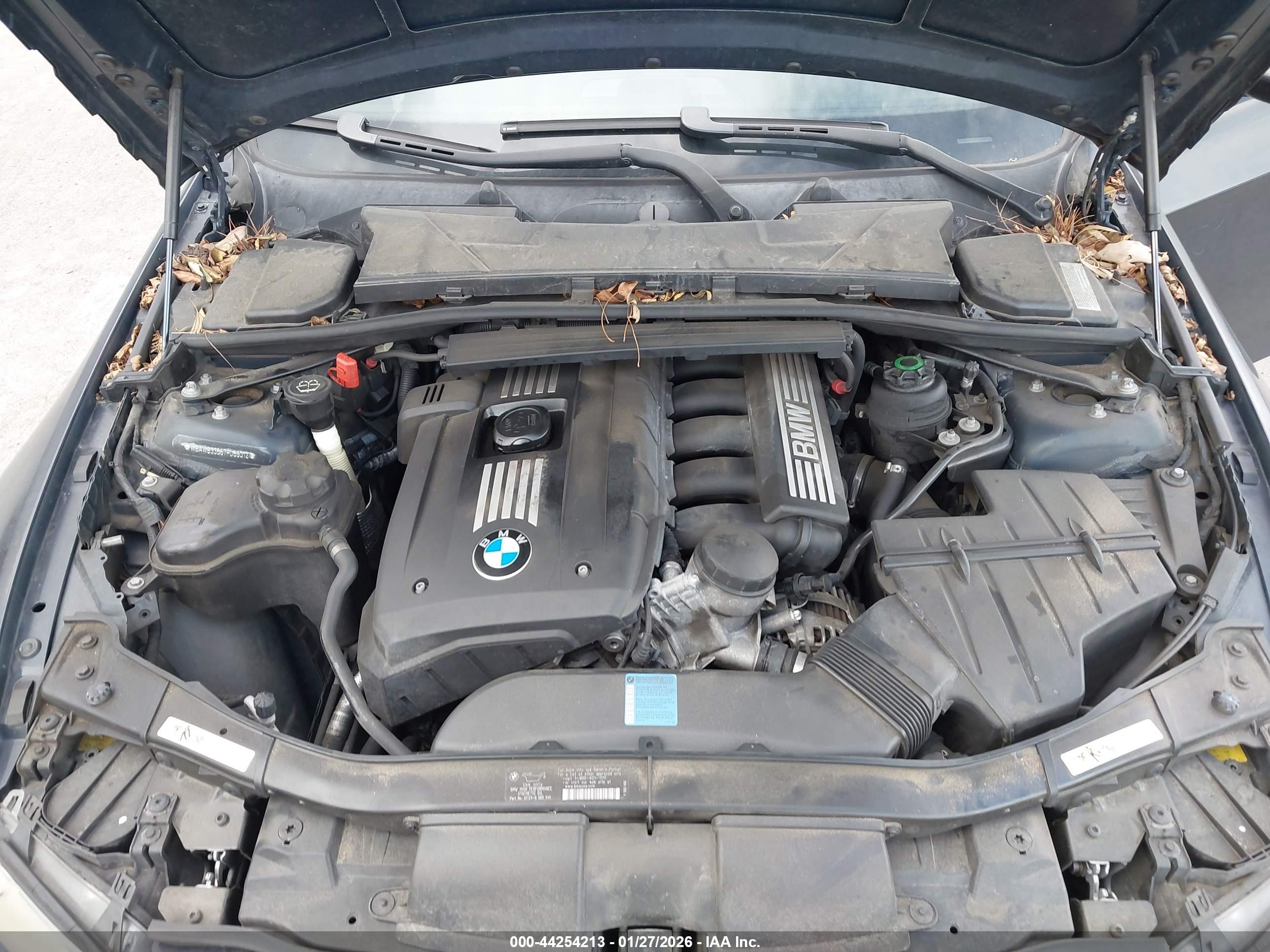 BMW 328I image 10