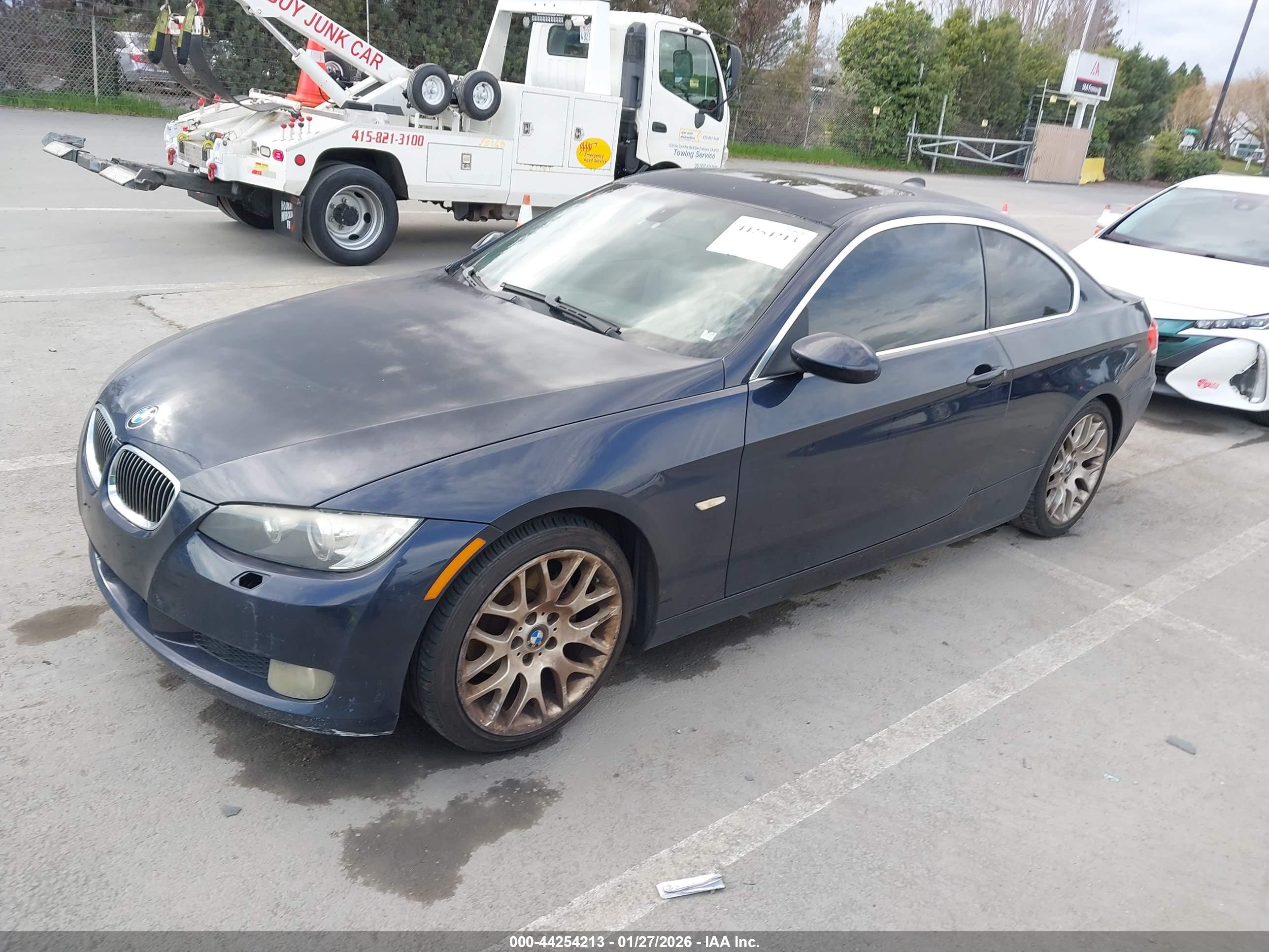 BMW 328I image 2