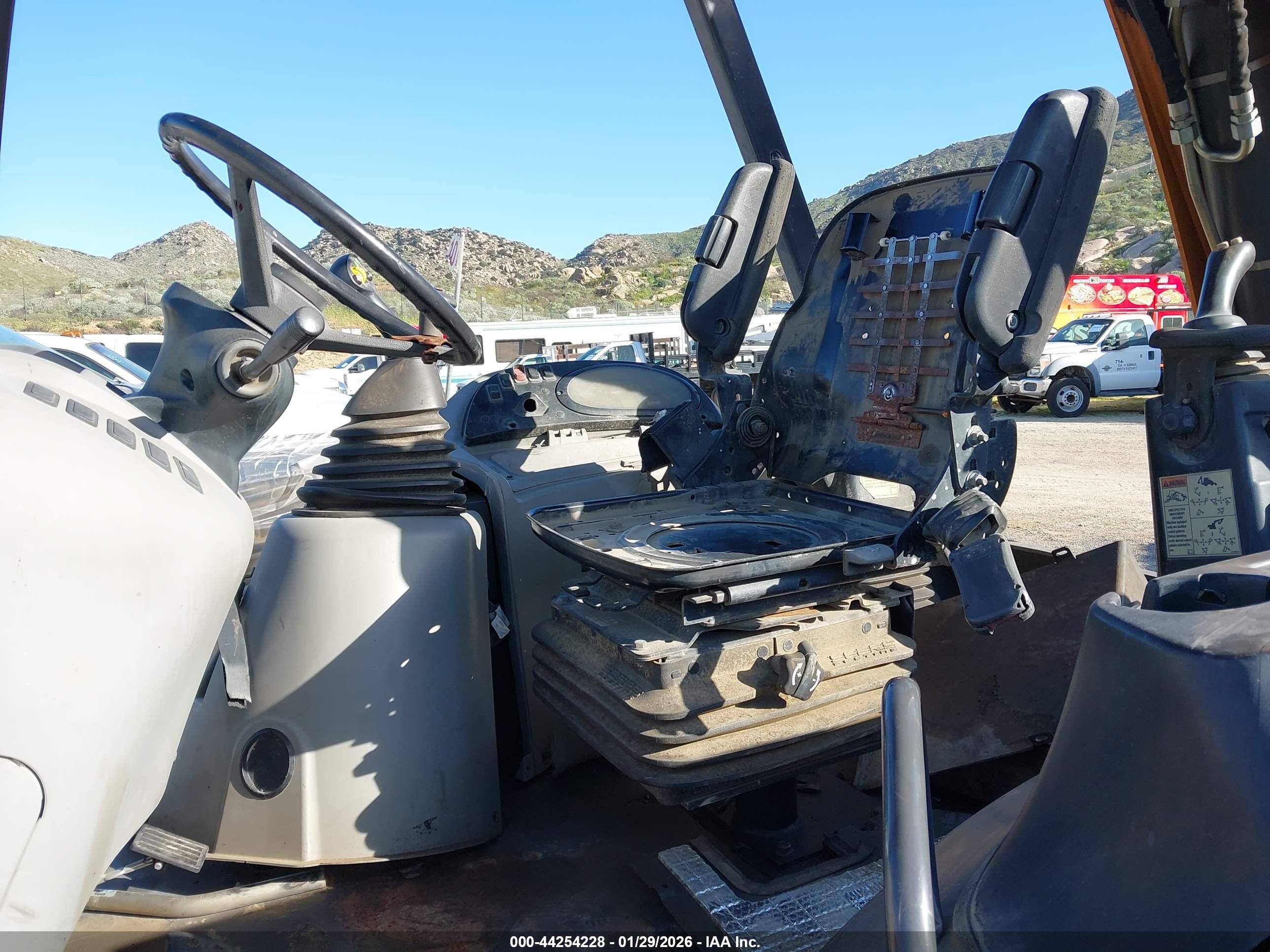 CASE 580SN image 5