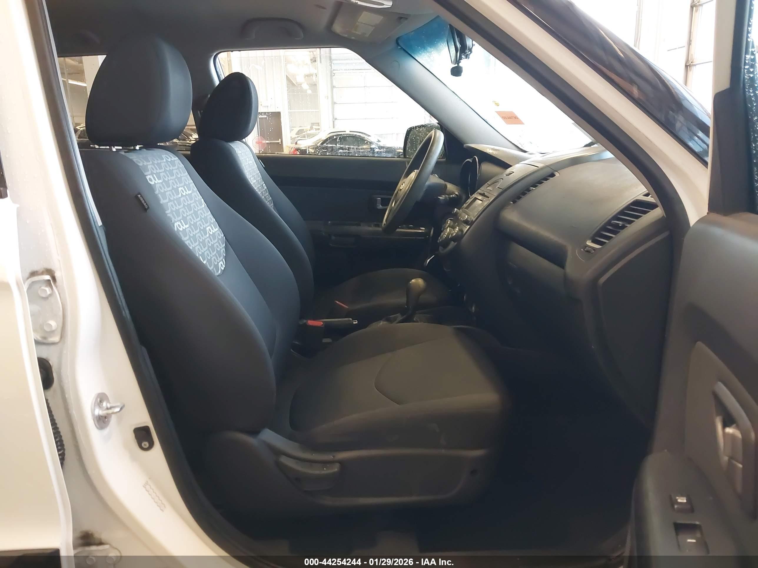 KIA SOUL image 5
