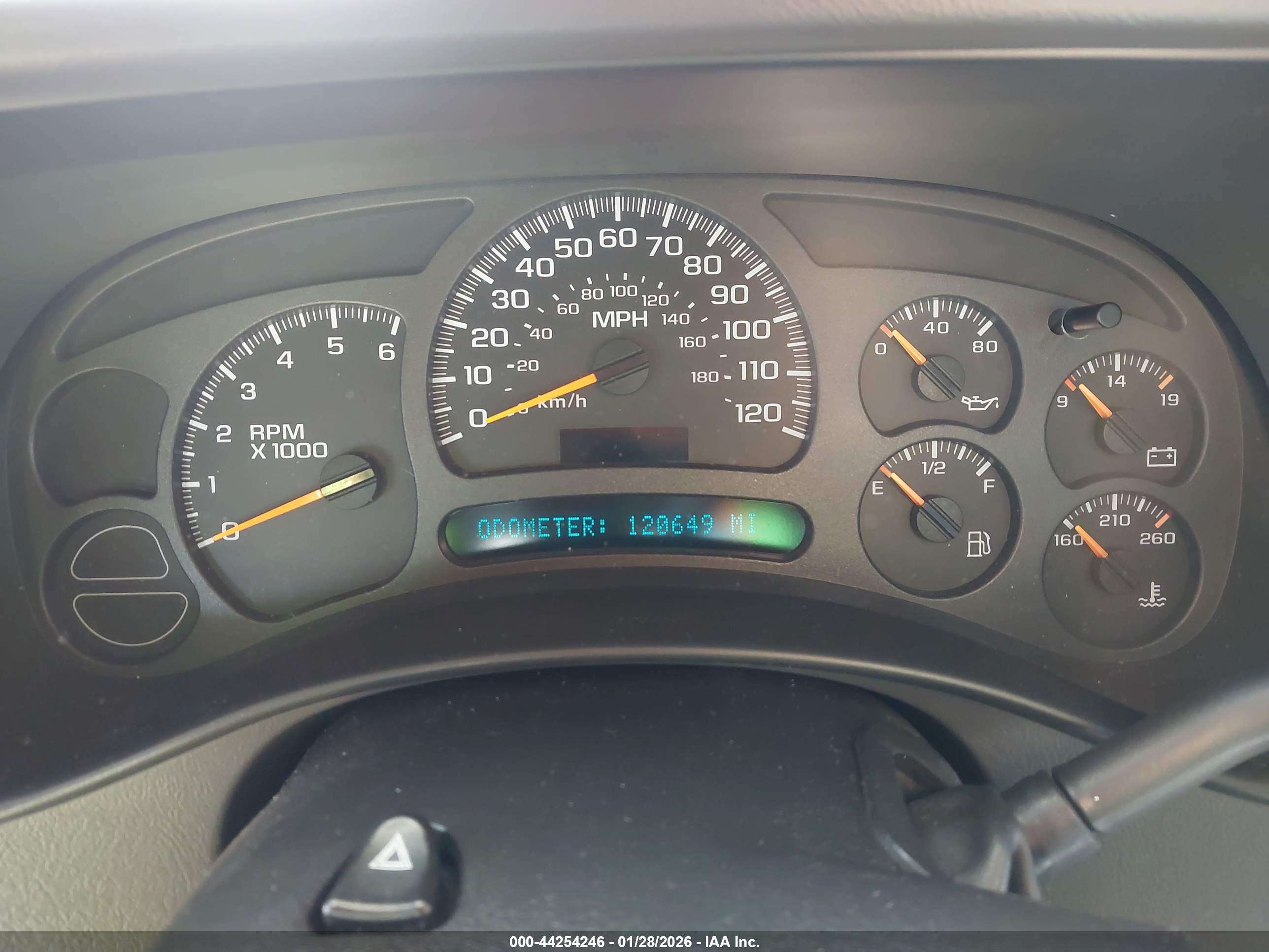 CHEVROLET TAHOE image 7