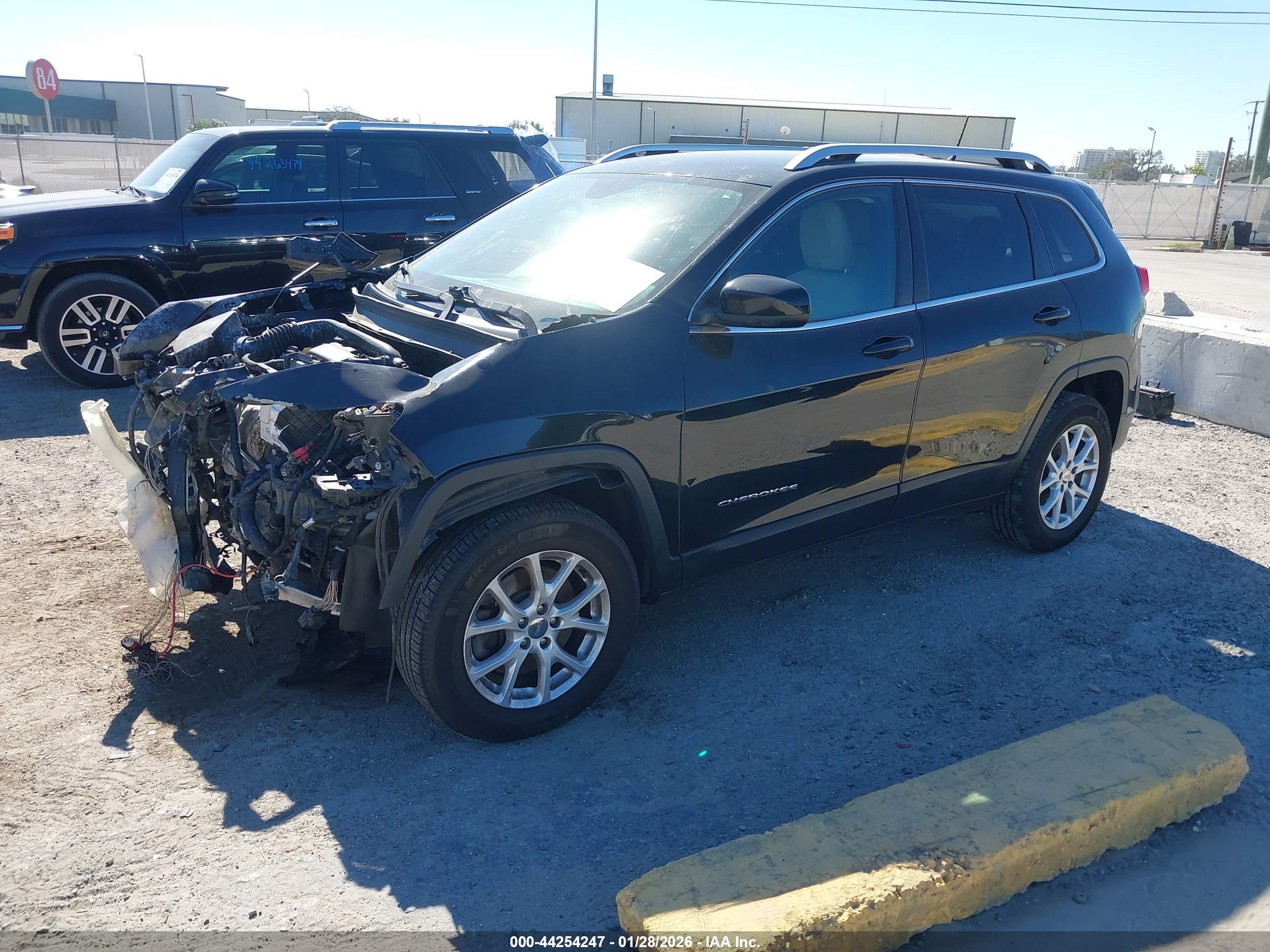 JEEP CHEROKEE image 2