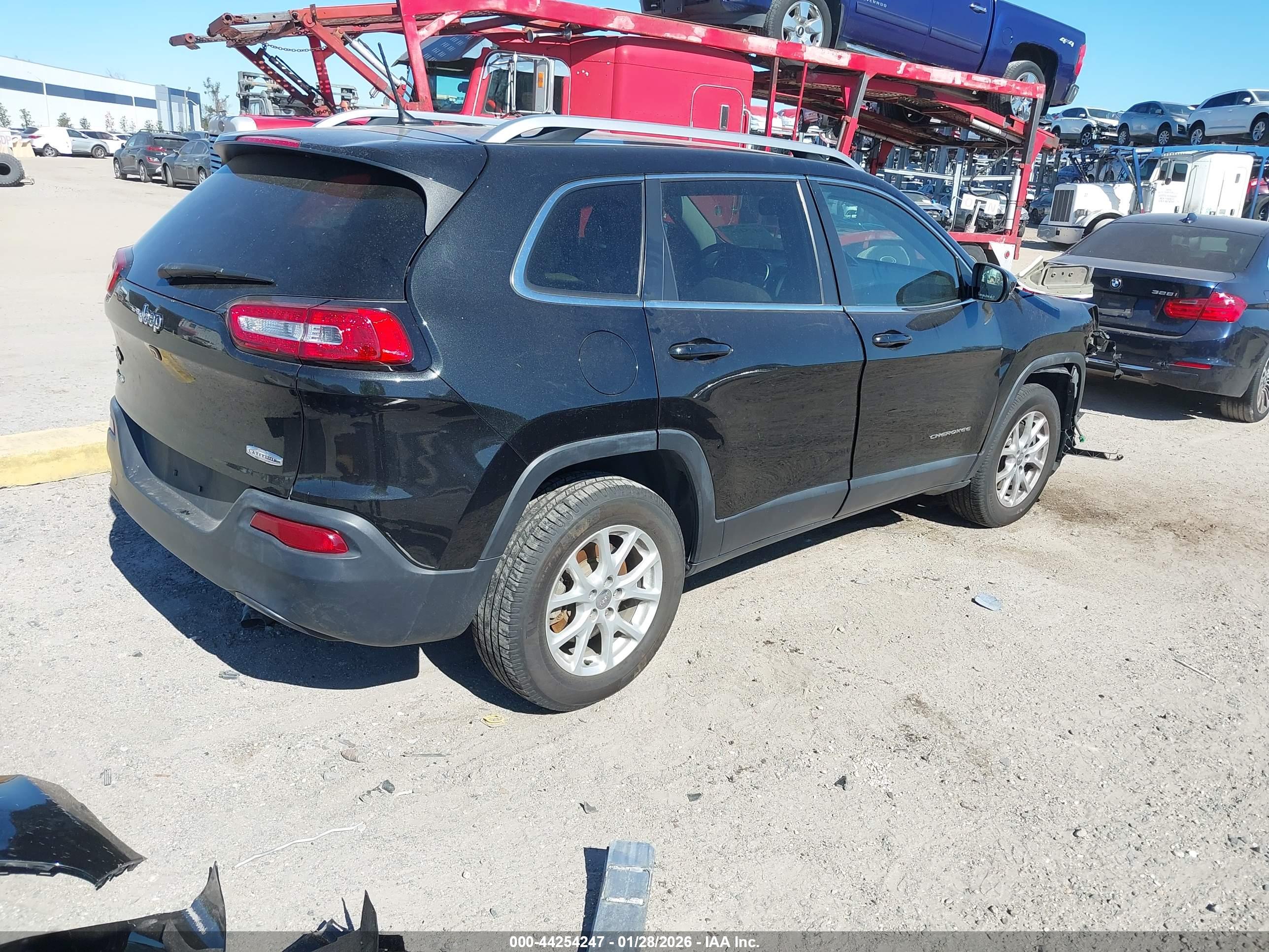 JEEP CHEROKEE image 4