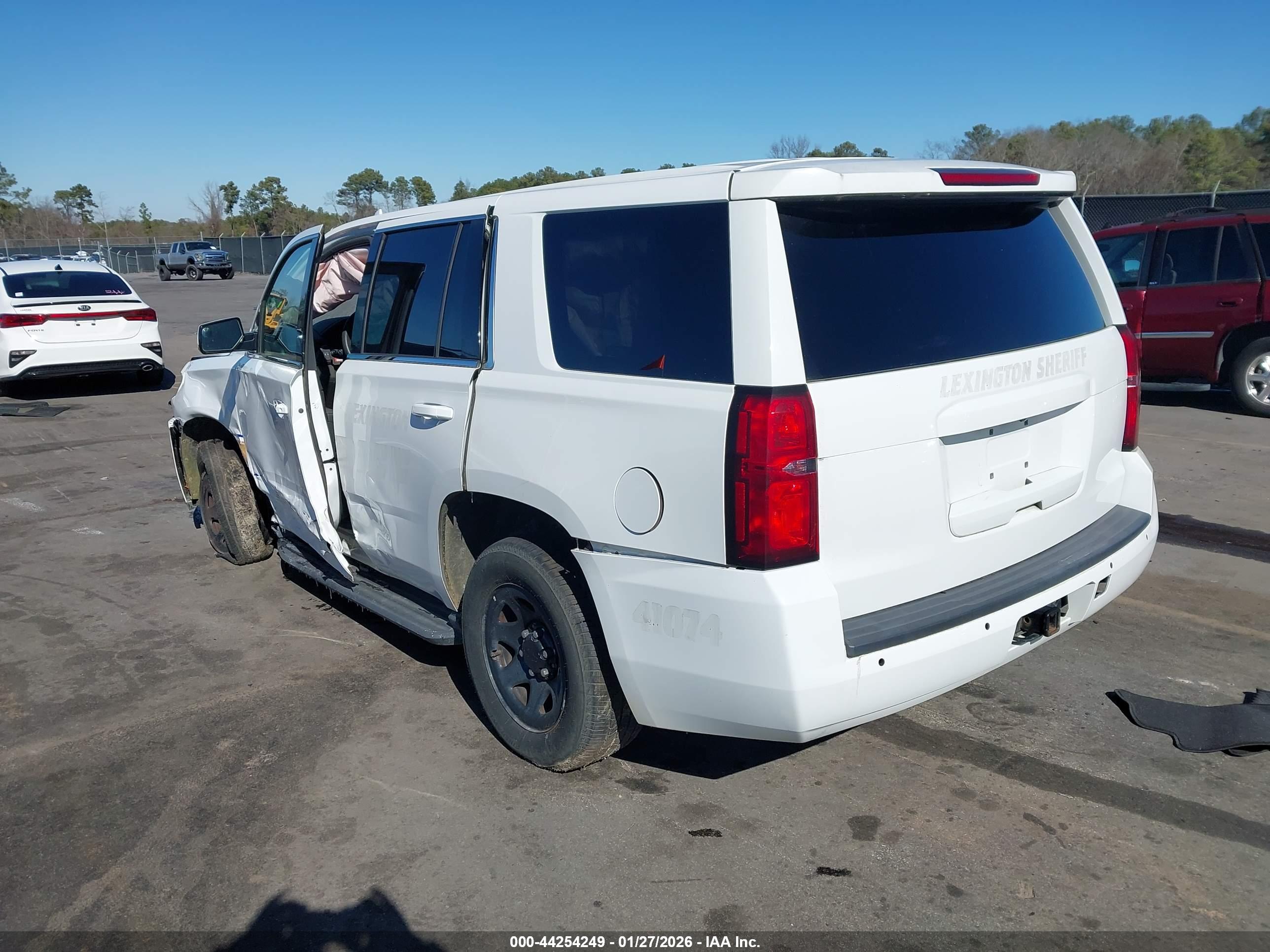 CHEVROLET TAHOE image 3