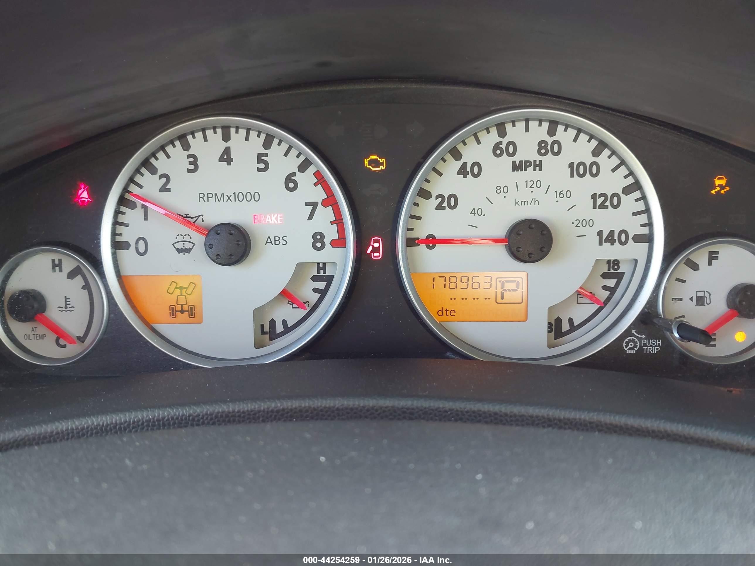 NISSAN XTERRA image 7