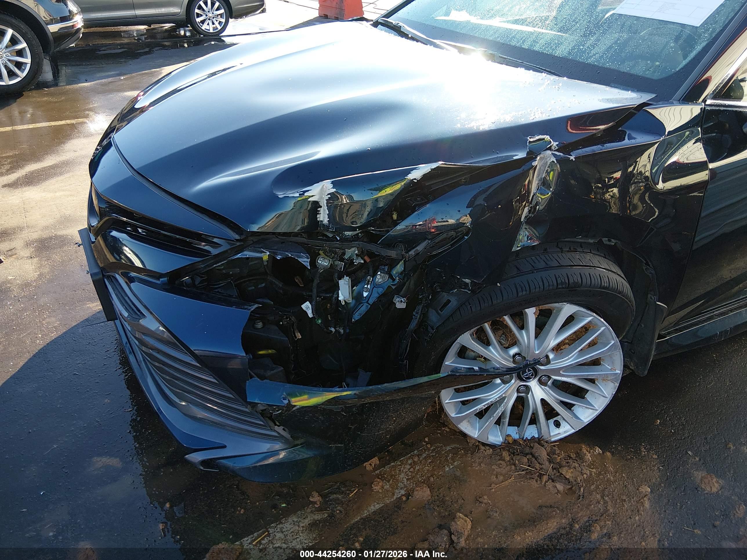 TOYOTA CAMRY image 6