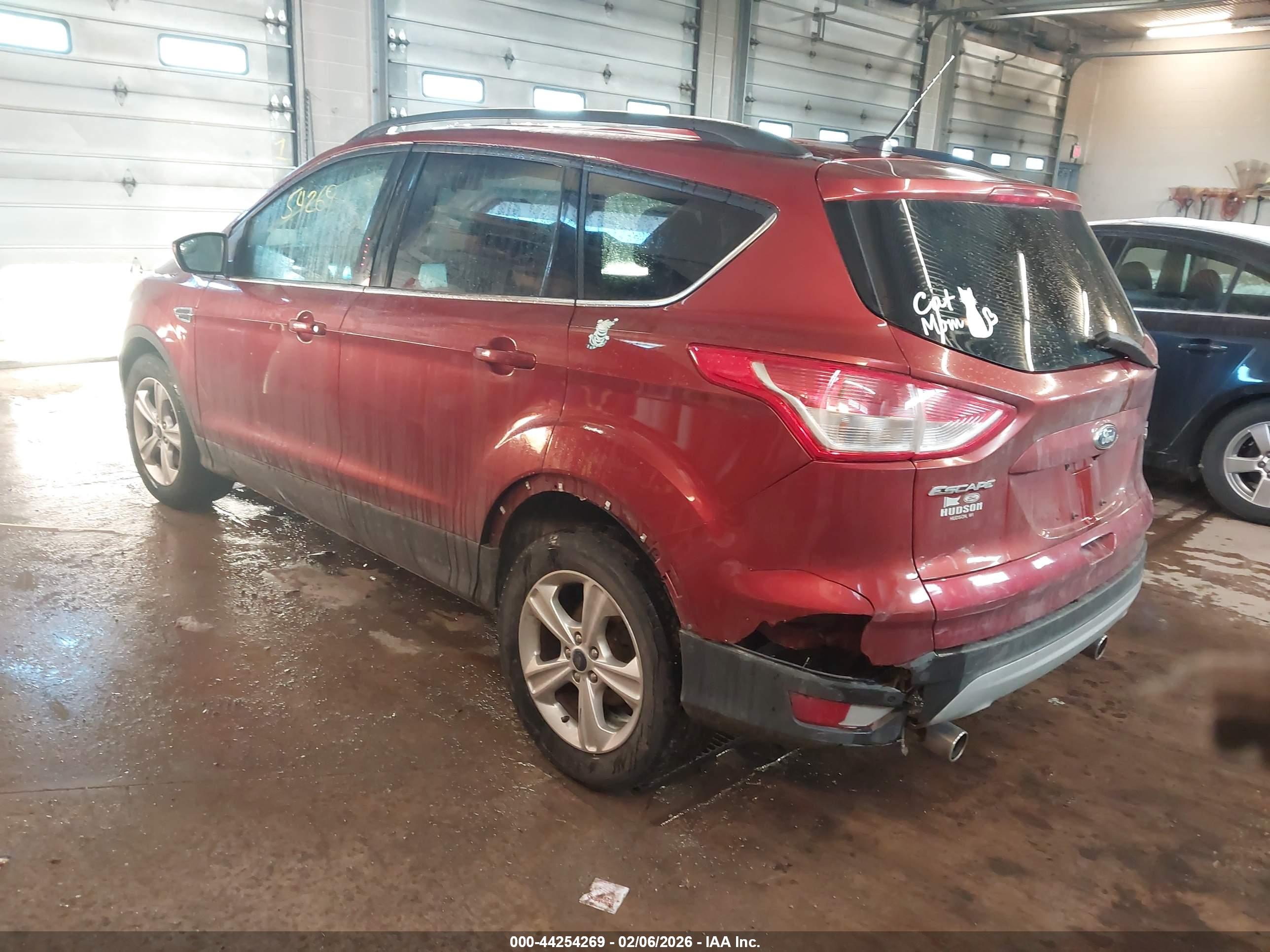 FORD ESCAPE image 3