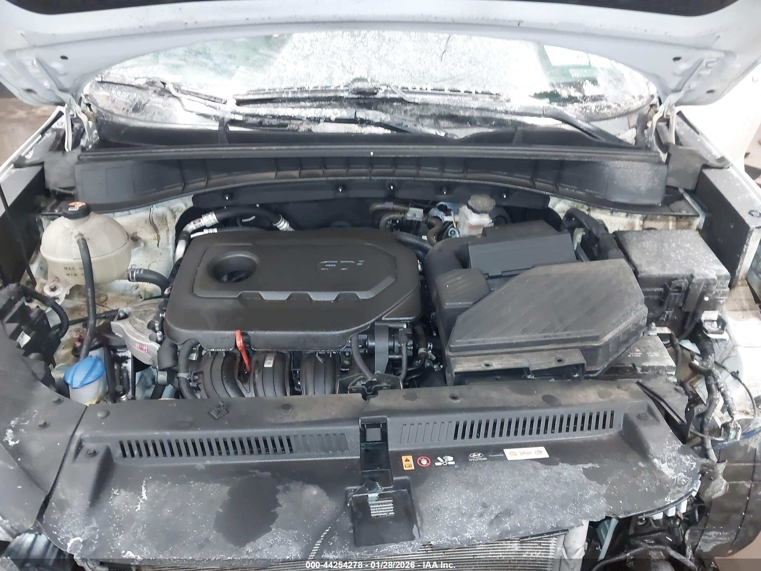 HYUNDAI TUCSON image 10
