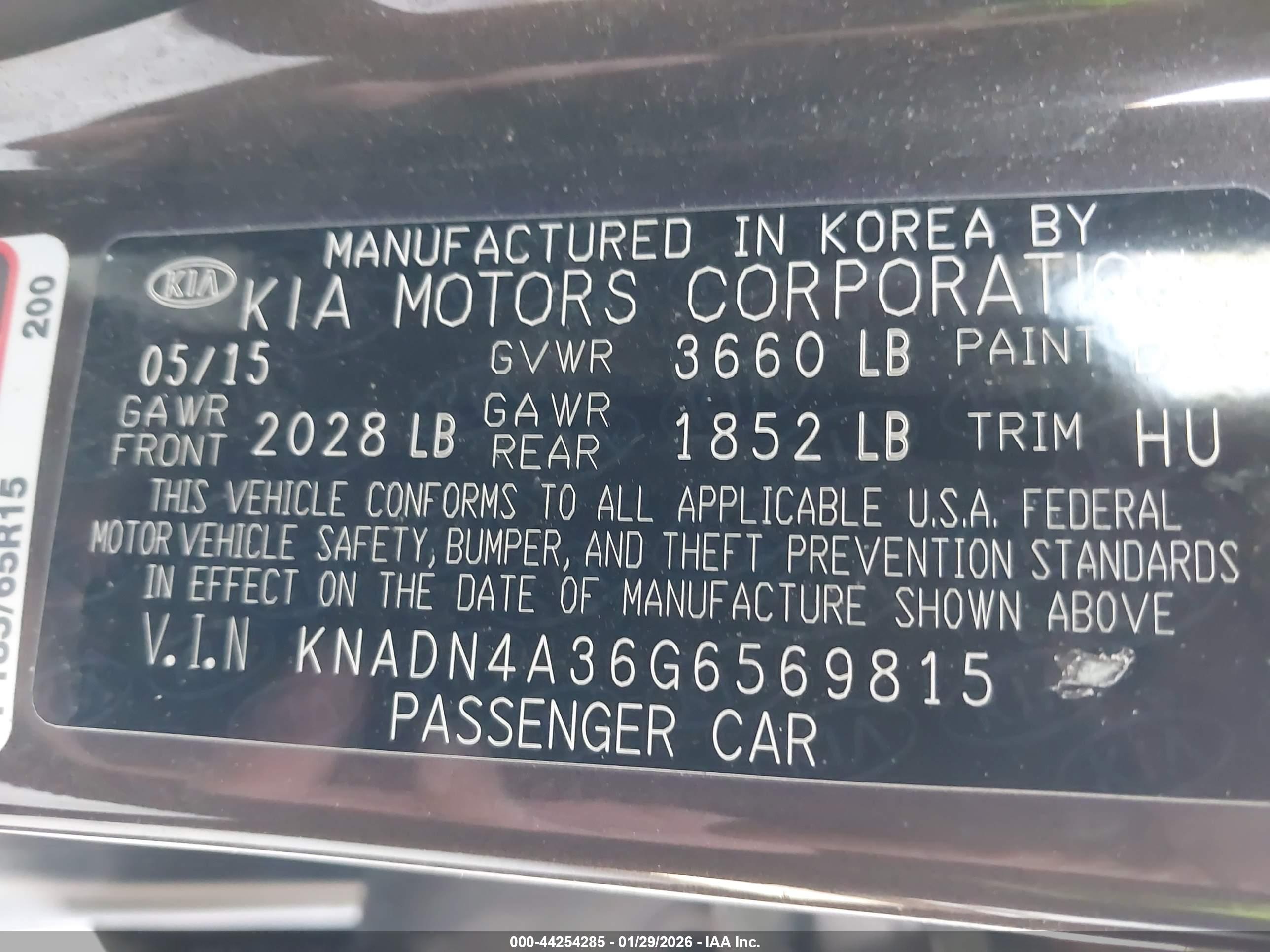 KIA RIO image 9
