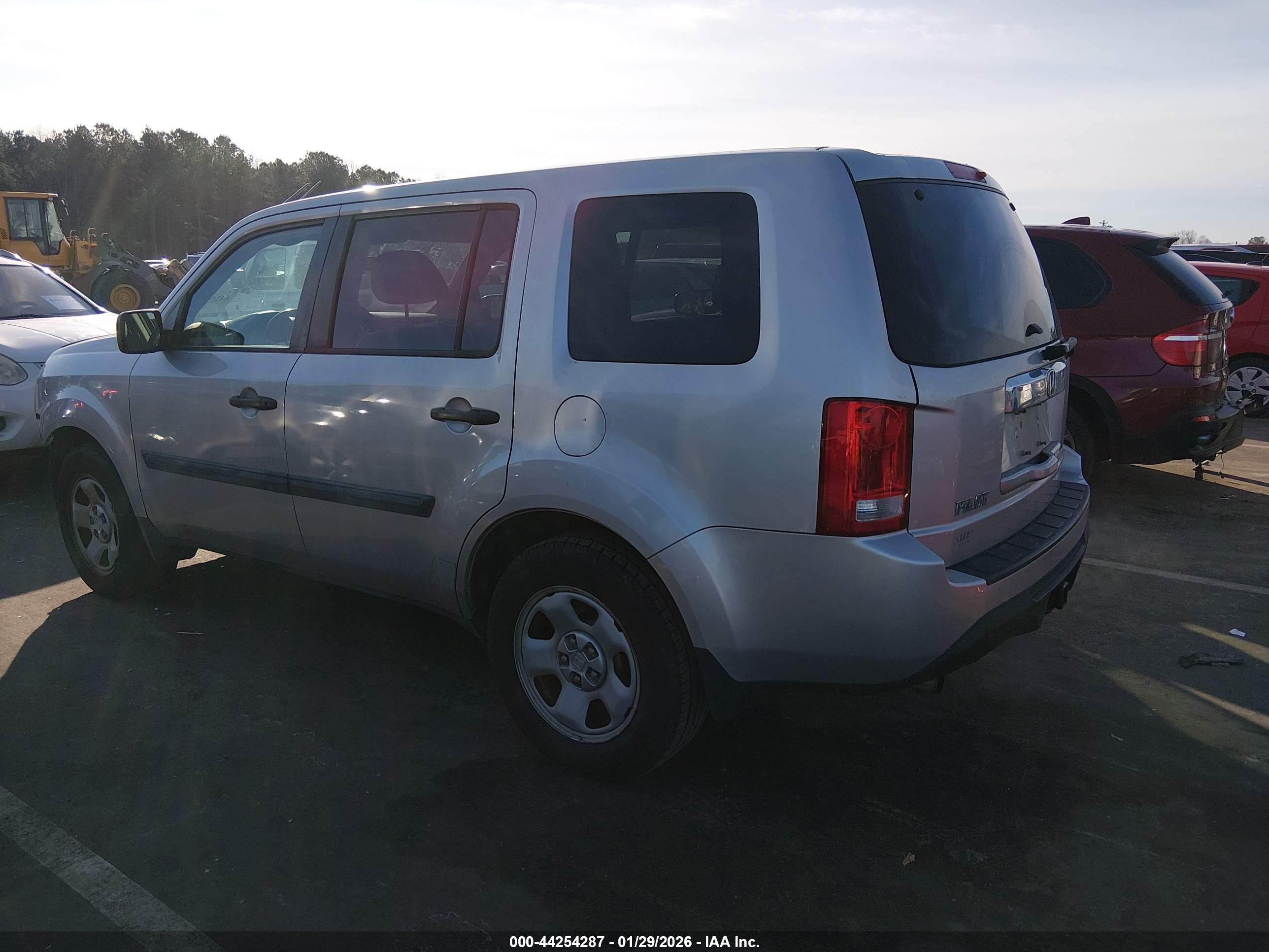 HONDA PILOT image 3
