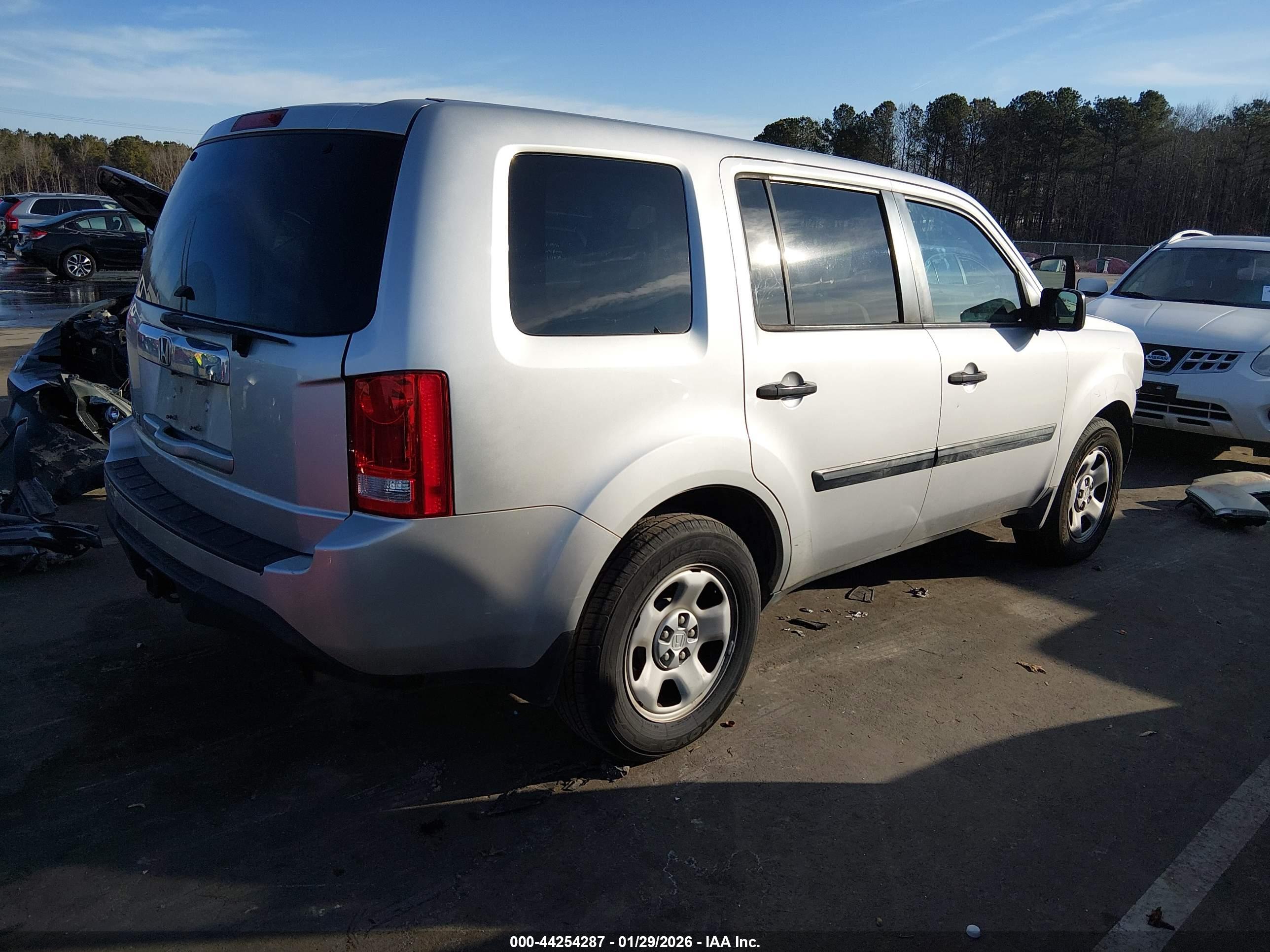 HONDA PILOT image 4